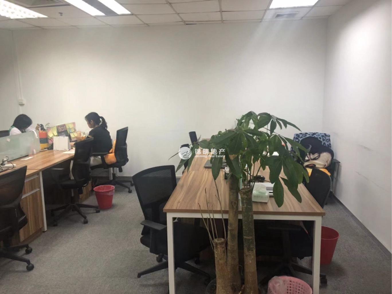 淮海中路恒积大厦113平米写字楼出租