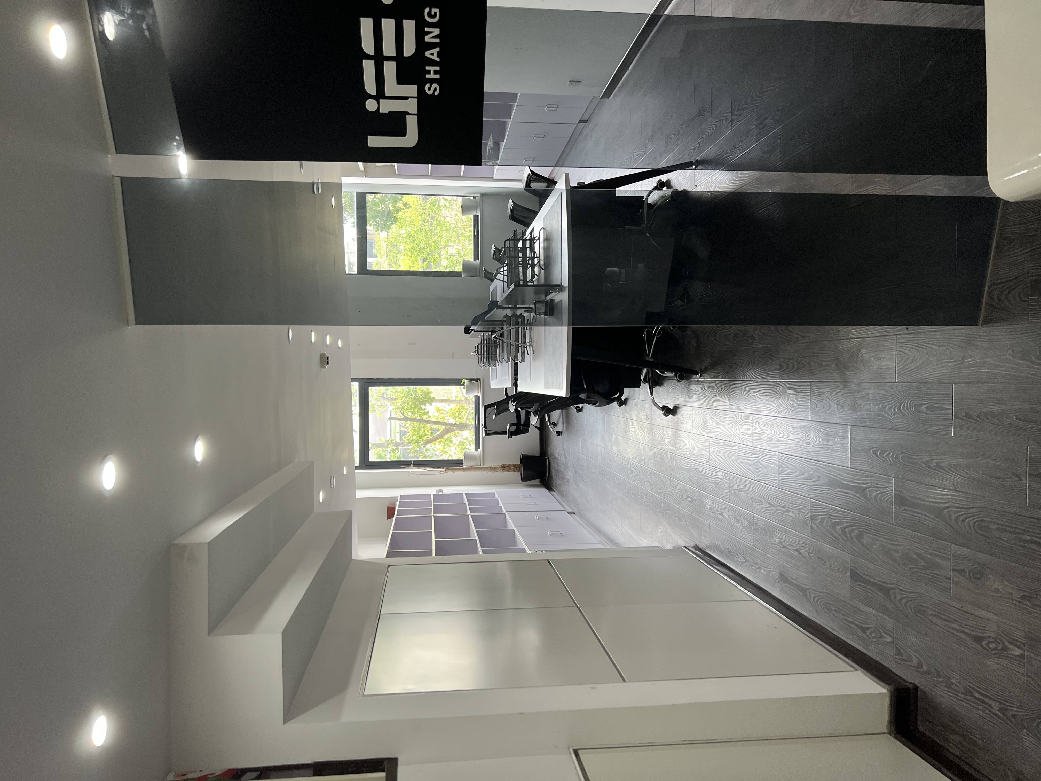 华漕万科时一区70平米写字楼出租