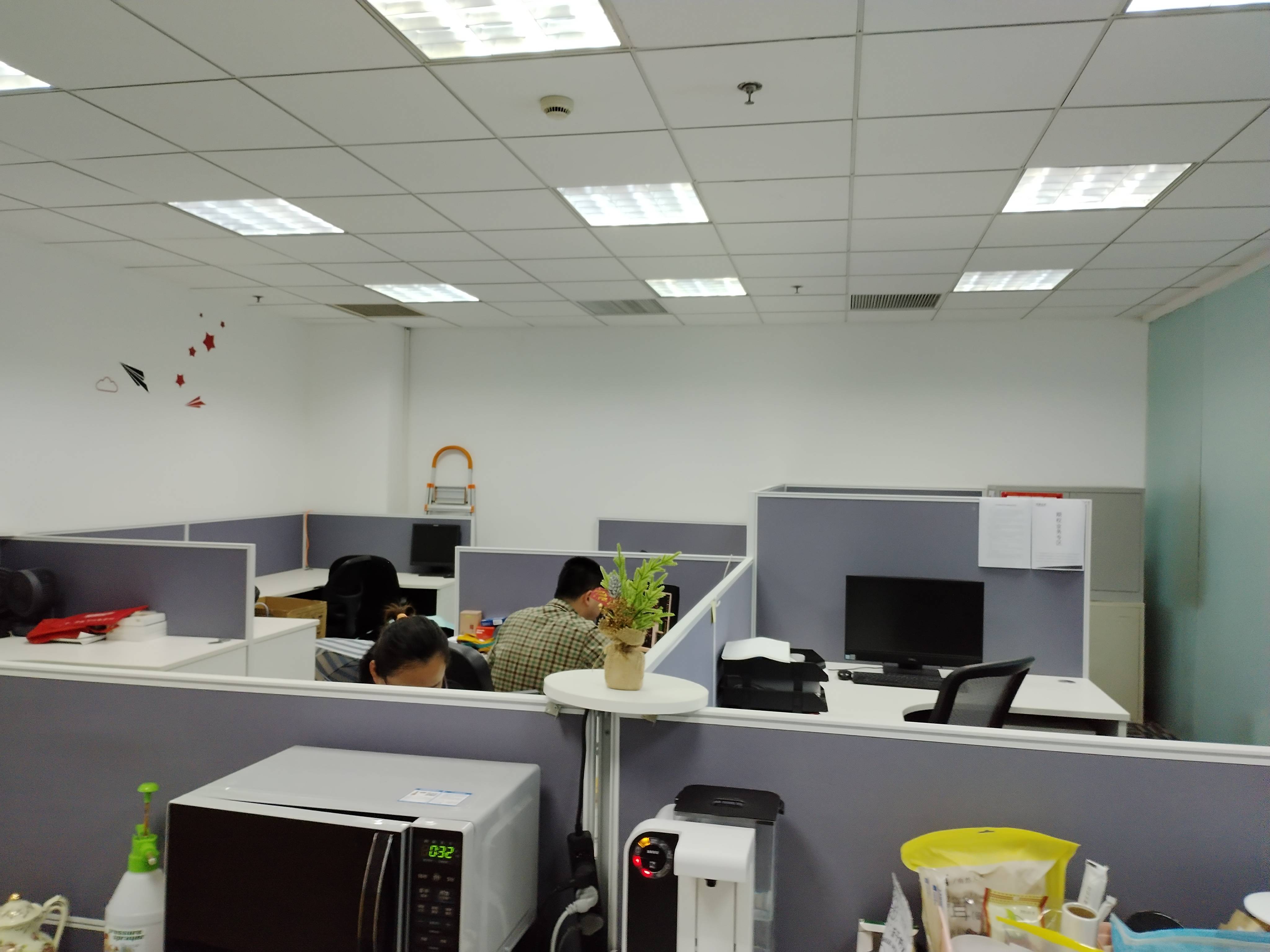 虹桥盛高国际大厦160平米写字楼出租