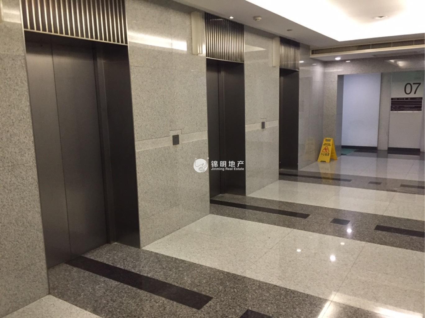 豫园旺角广场117平米写字楼出租
