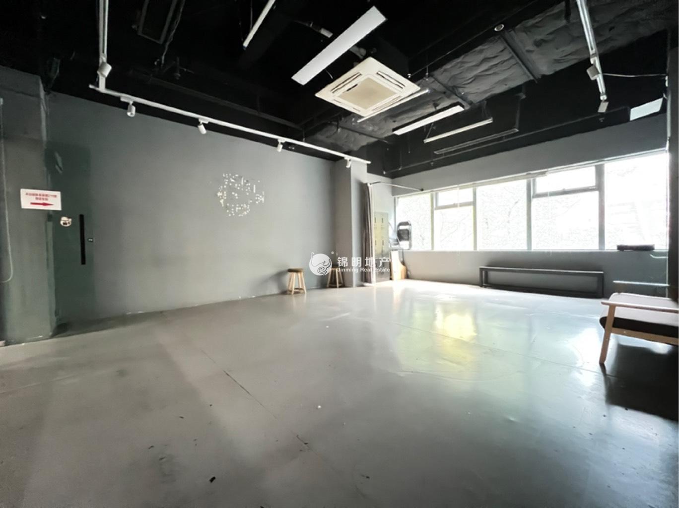 打浦桥海华商厦60平米写字楼出租