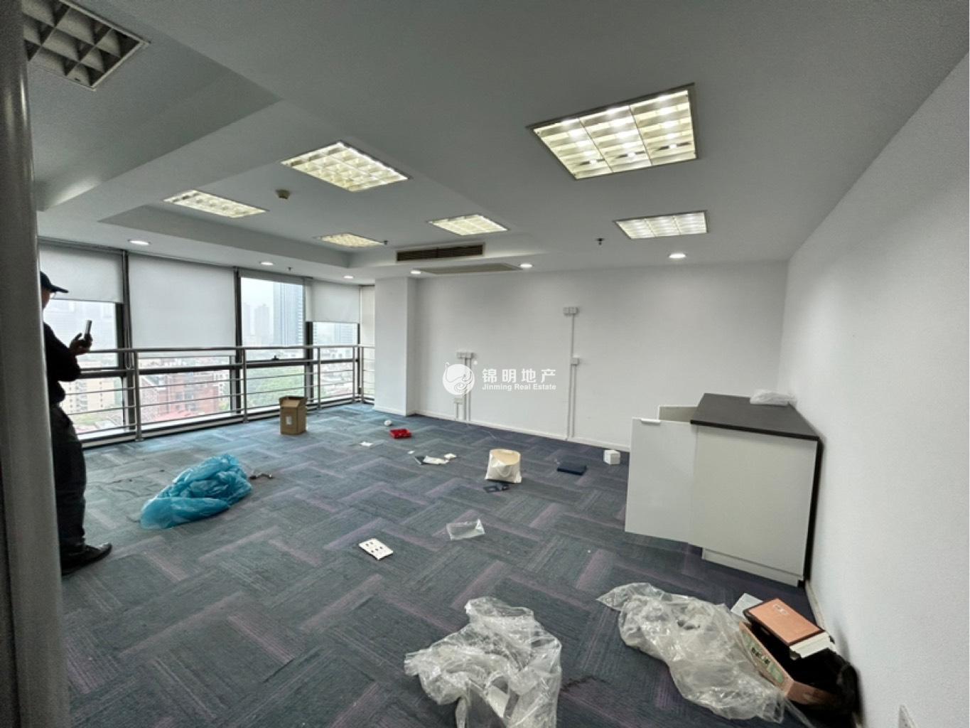 中山公园舜元企业发展大厦81平米写字楼出租