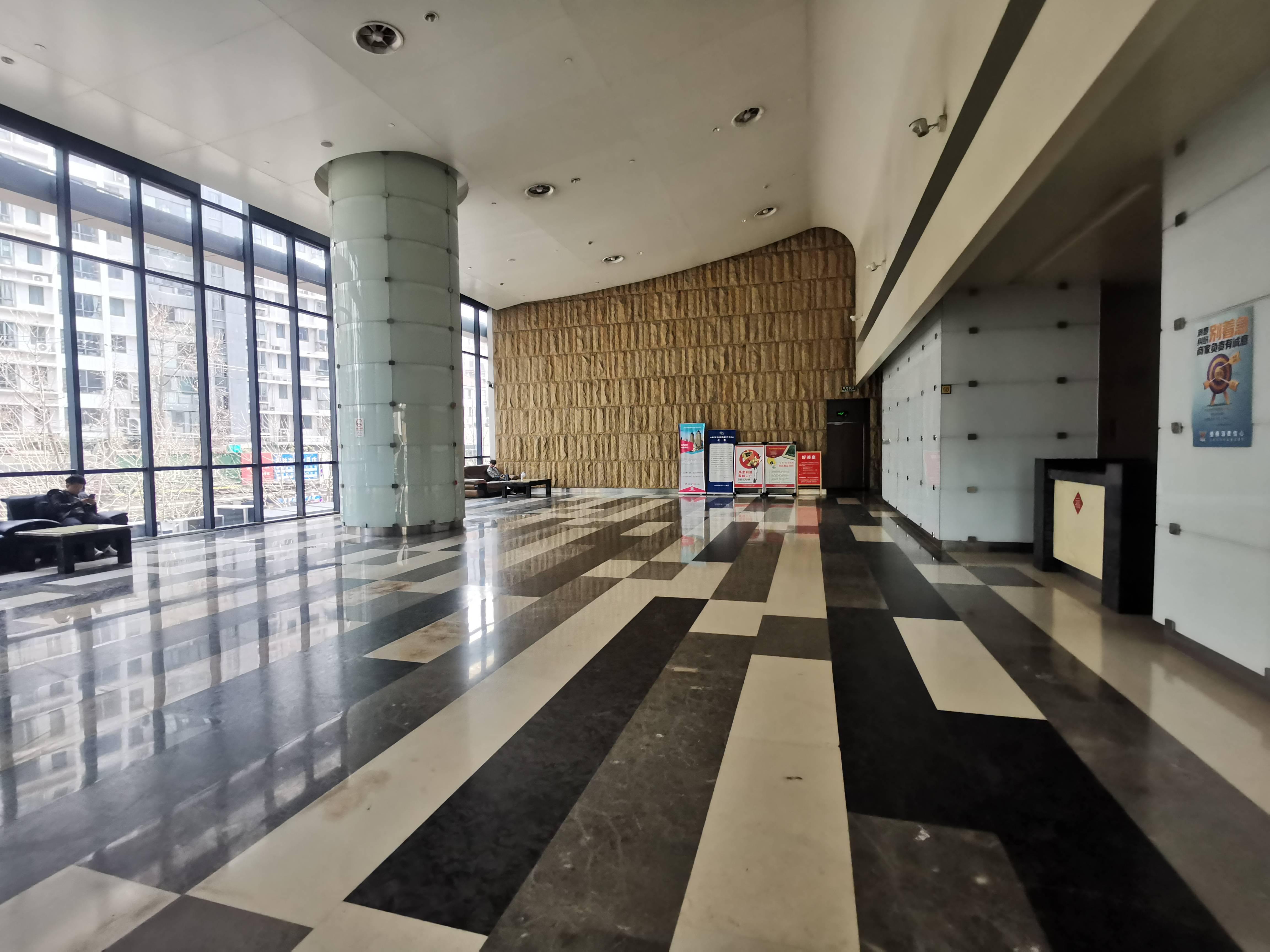 曹杨汇融大厦67平米写字楼出租