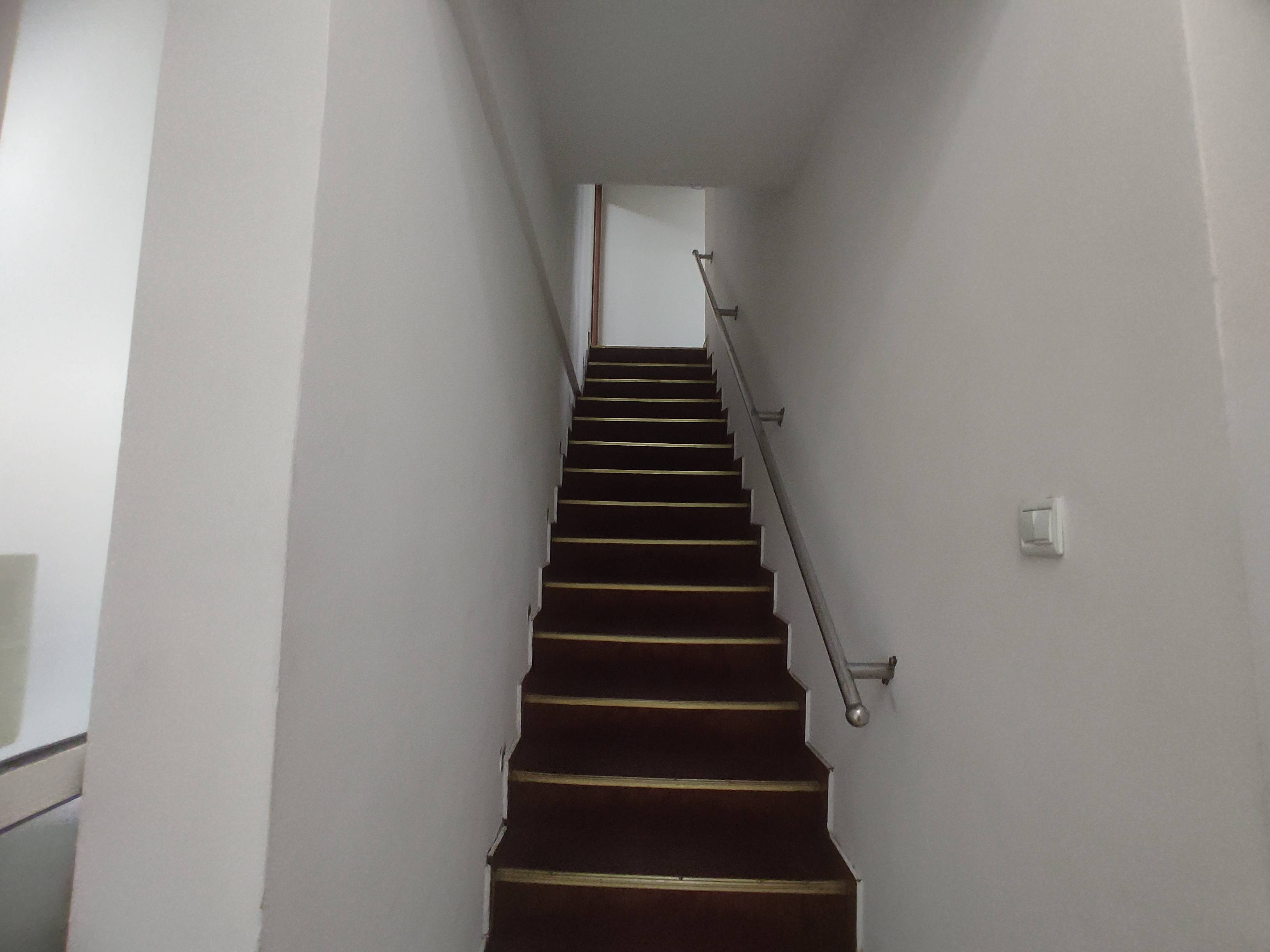 中山公园虹桥国际大厦266平米写字楼出租