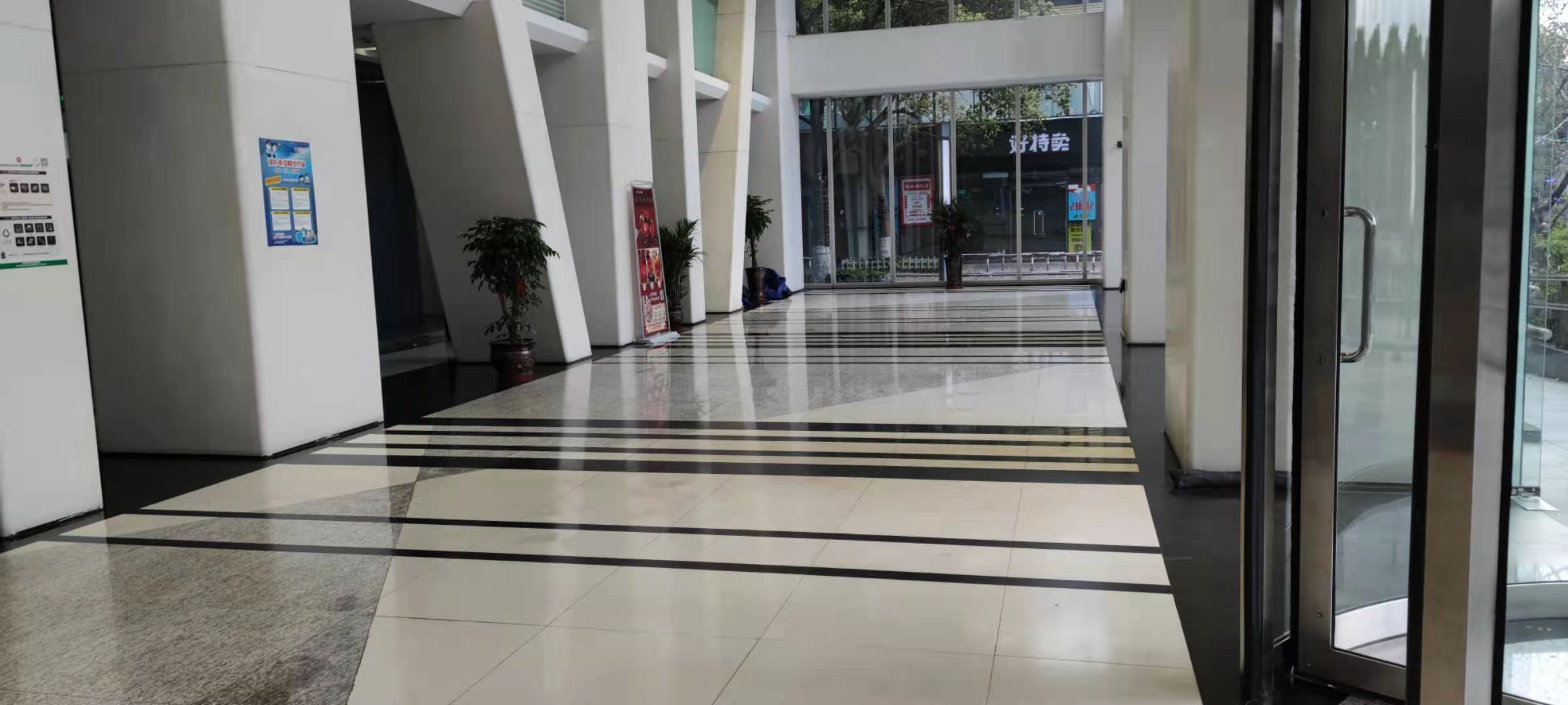 莘庄绿地蓝海77平米写字楼出租