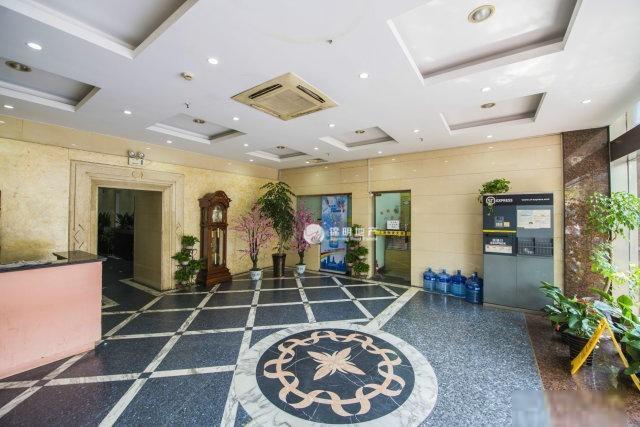 南京东路上海物资大厦298平米写字楼出租