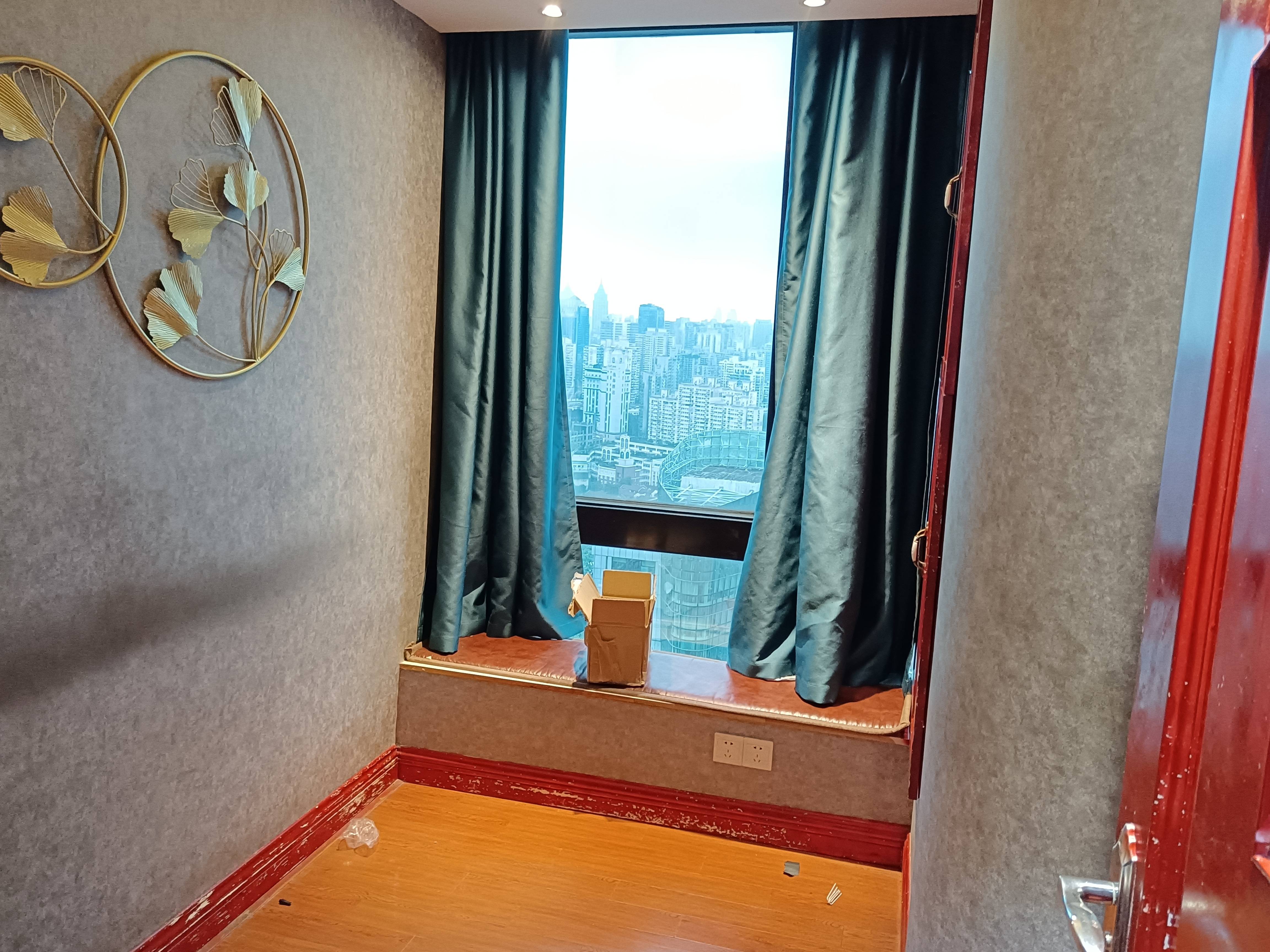 静安寺环球世界大厦102平米写字楼出租