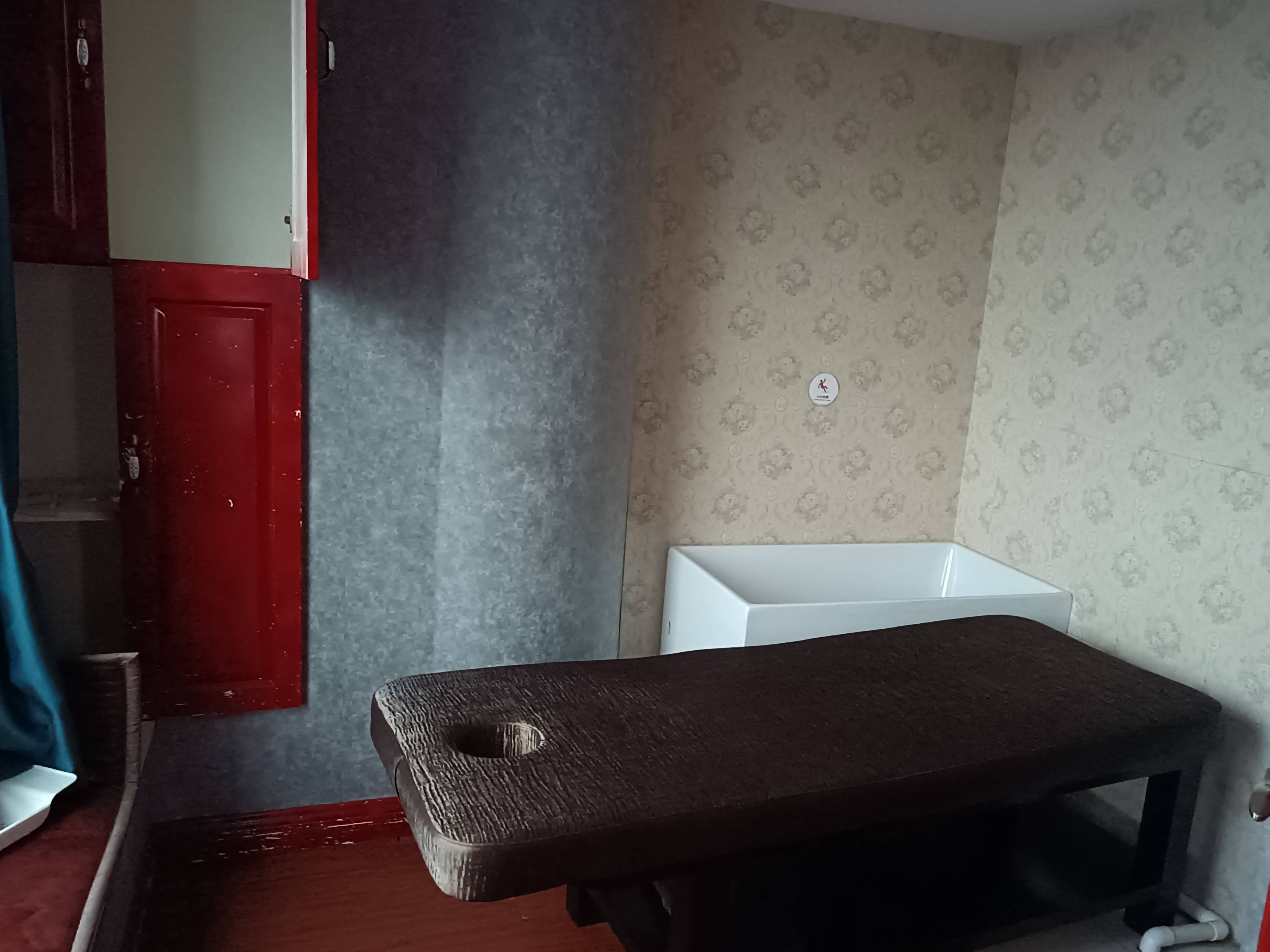 静安寺环球世界大厦102平米写字楼出租