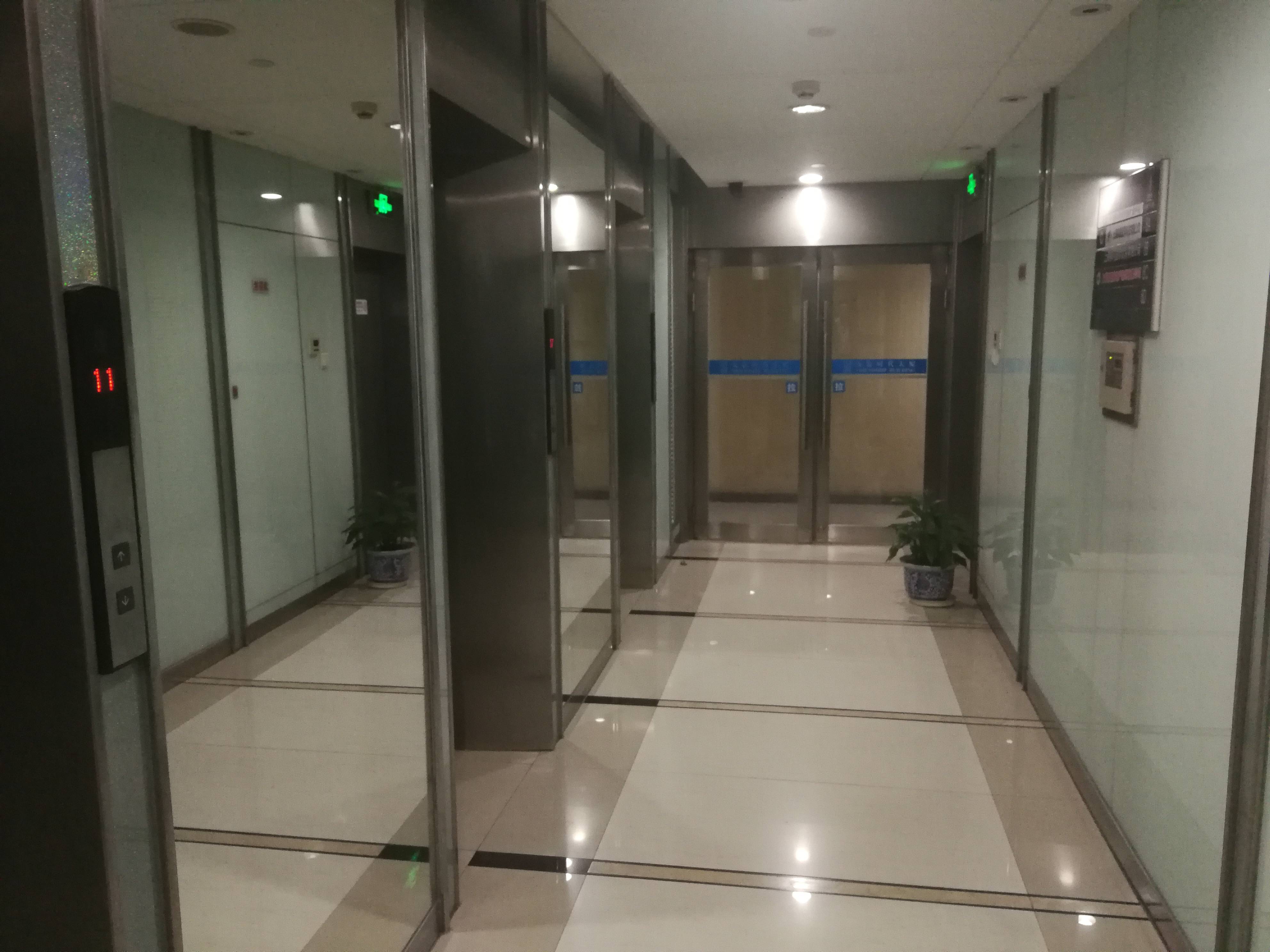 建国西路友谊时代大厦174平米写字楼出租