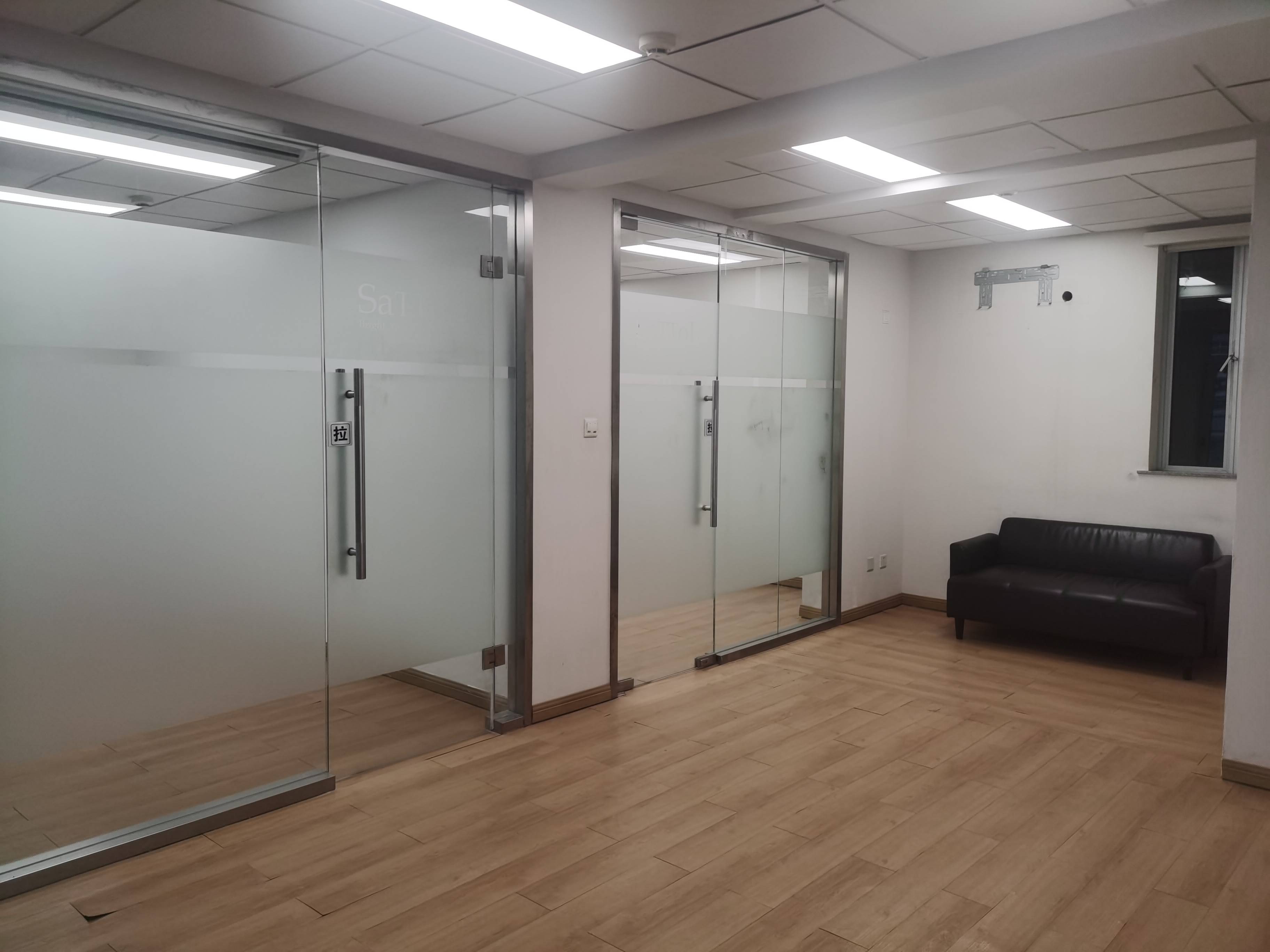 建国西路友谊时代大厦174平米写字楼出售