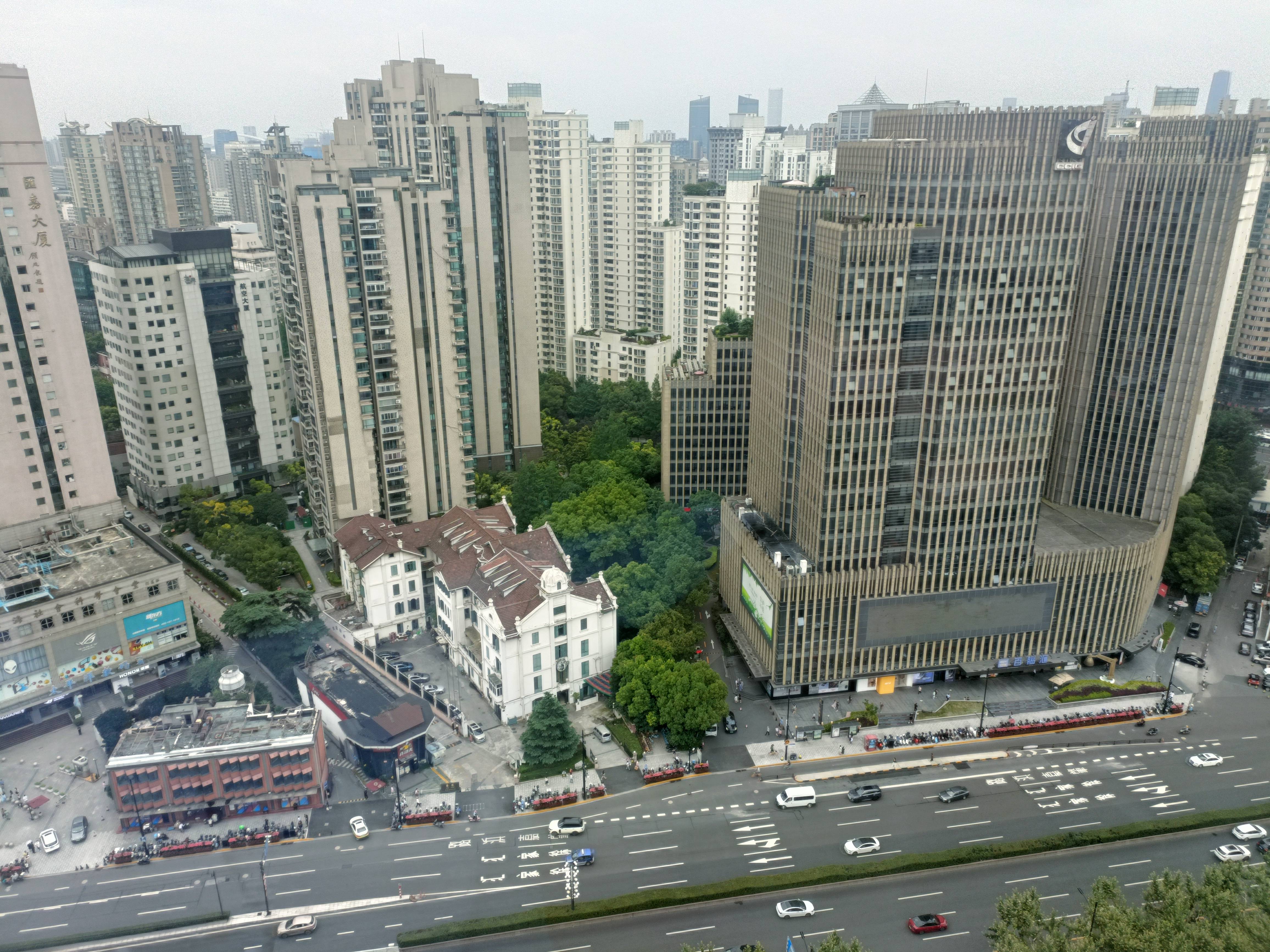 徐家汇圣爱大厦487平米写字楼出租
