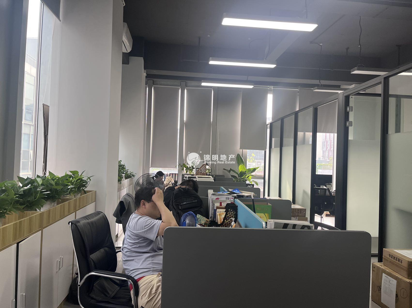 七宝万科七宝国际114平米写字楼出租