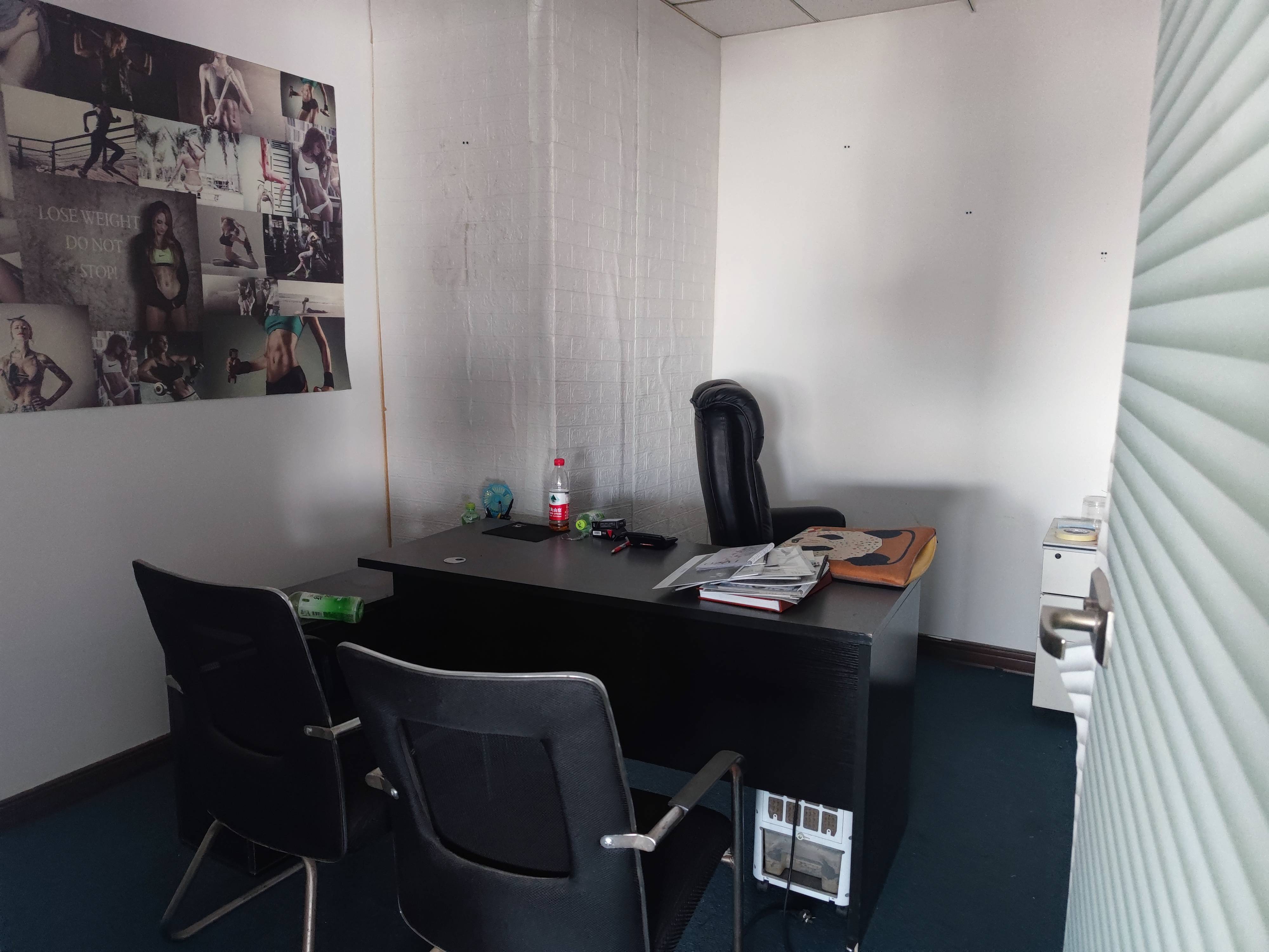 不夜城云华科技大厦85平米写字楼出租