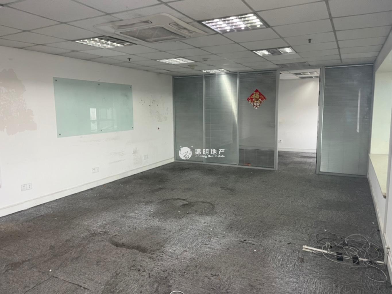 漕河泾光大会展中心90平米写字楼出租