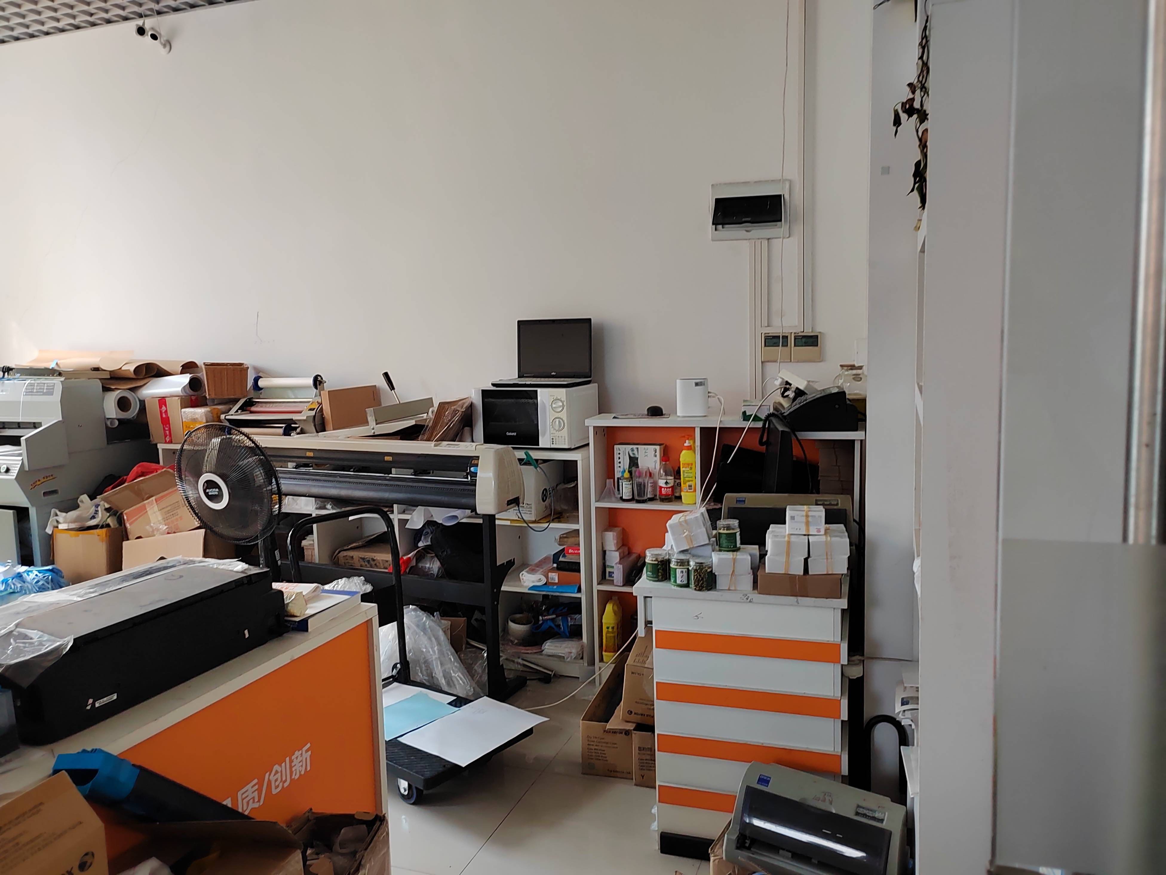 莘庄世宏金源中心76平米写字楼出租