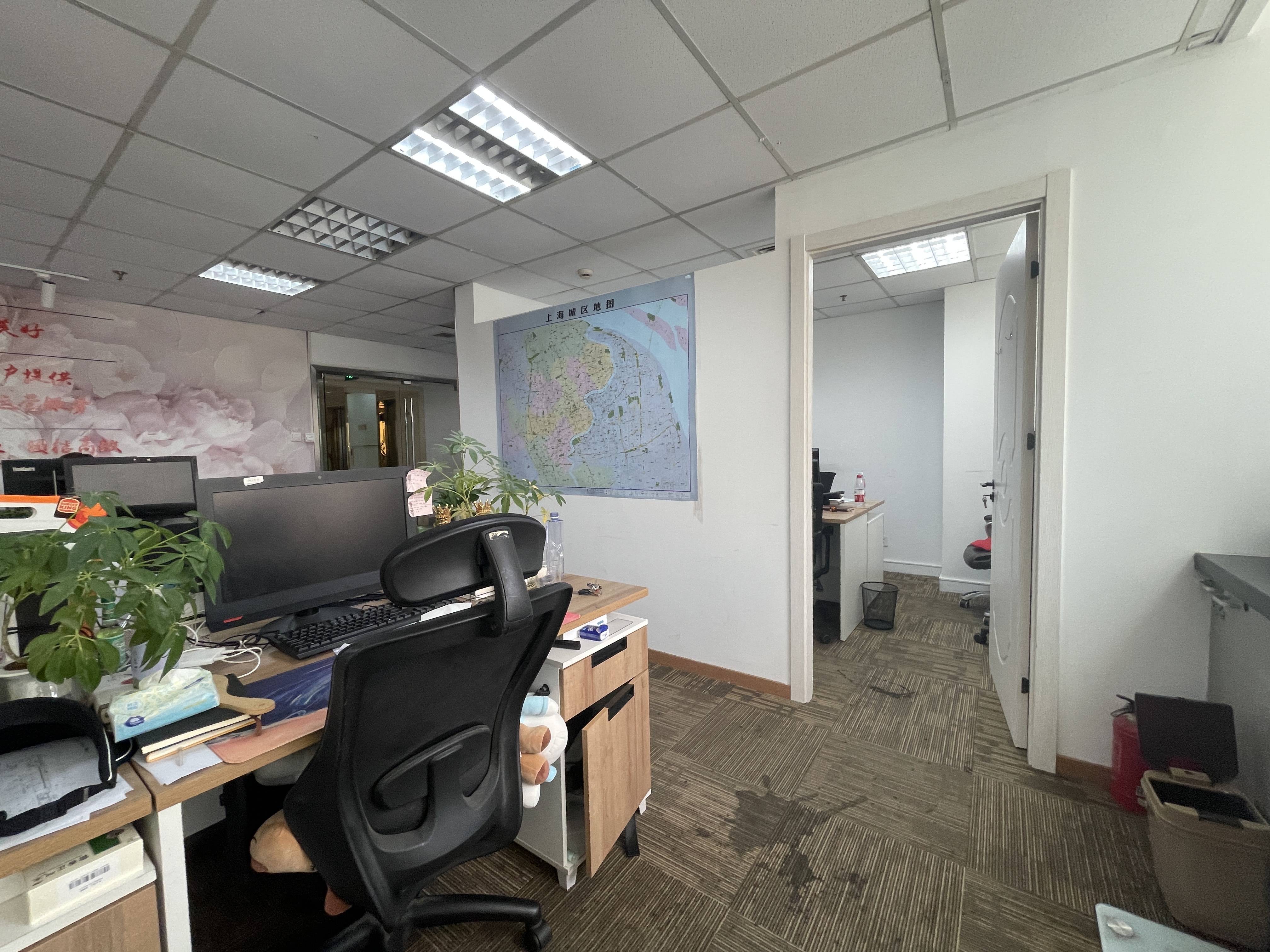 徐家汇飞雕国际大厦106平米写字楼出租