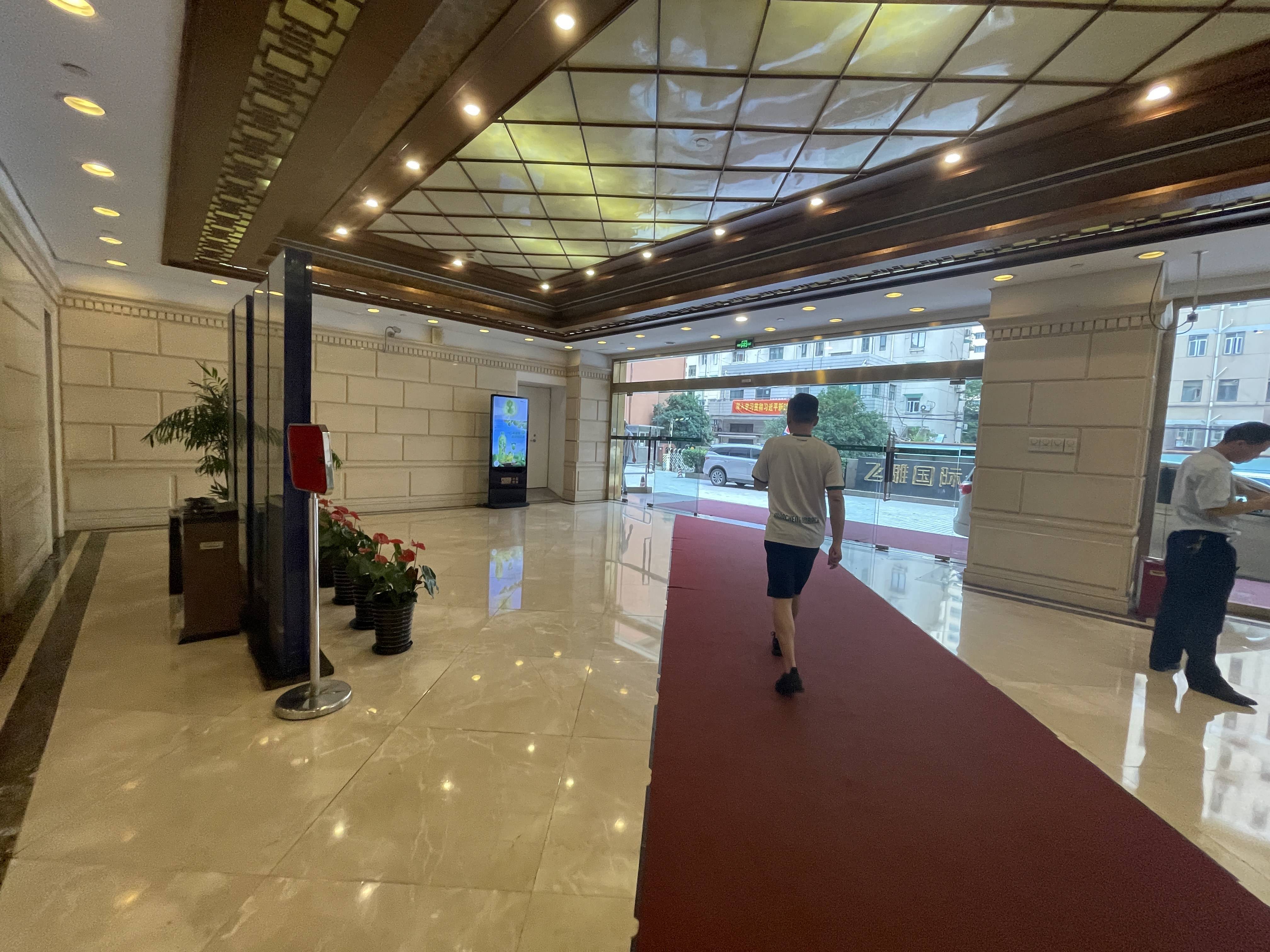 徐家汇飞雕国际大厦106平米写字楼出租