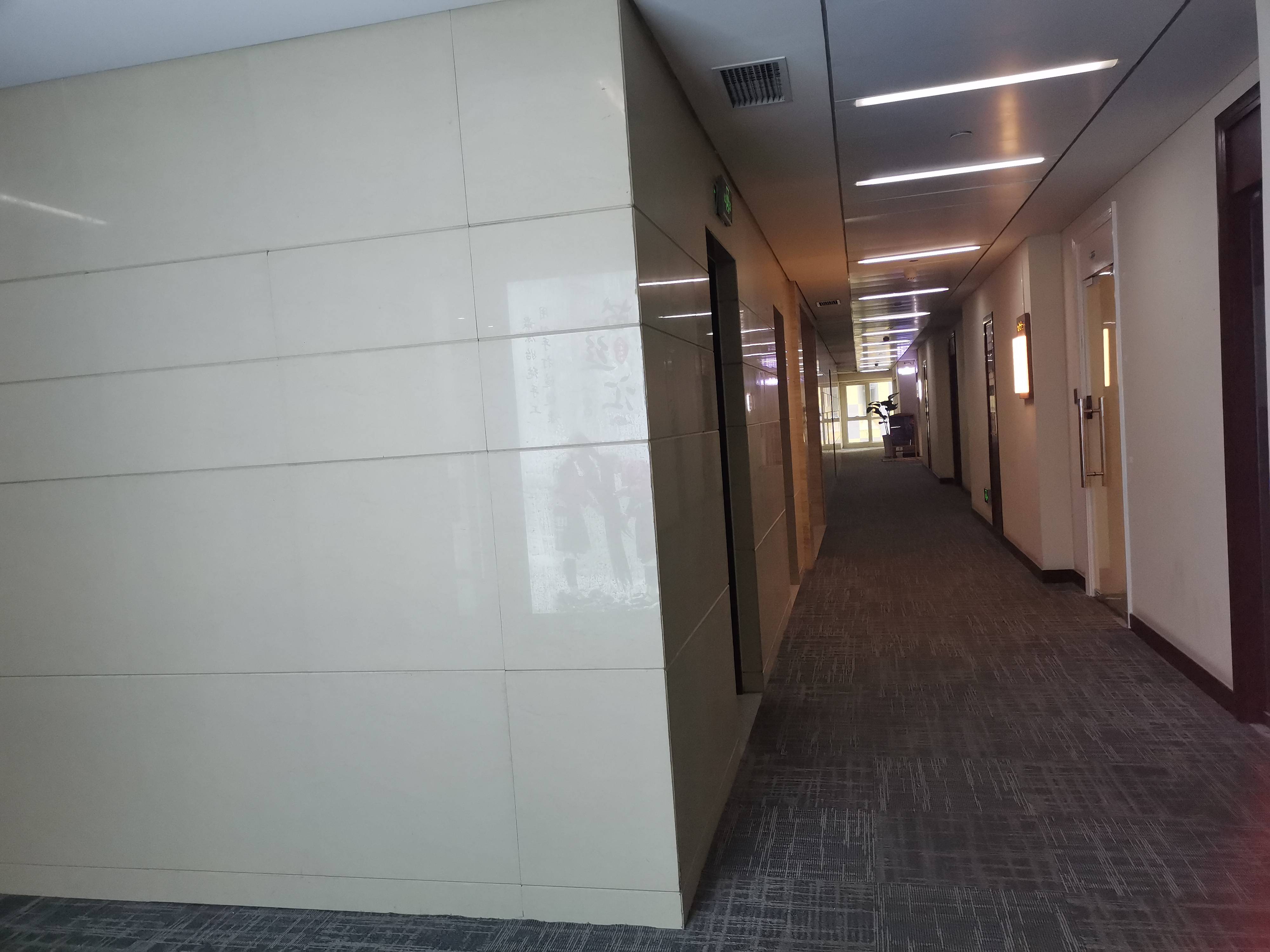 长寿路财富时代大厦47平米写字楼出租