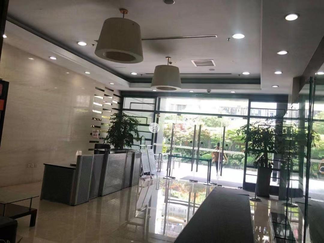 中山公园舜元企业发展大厦38平米写字楼出租