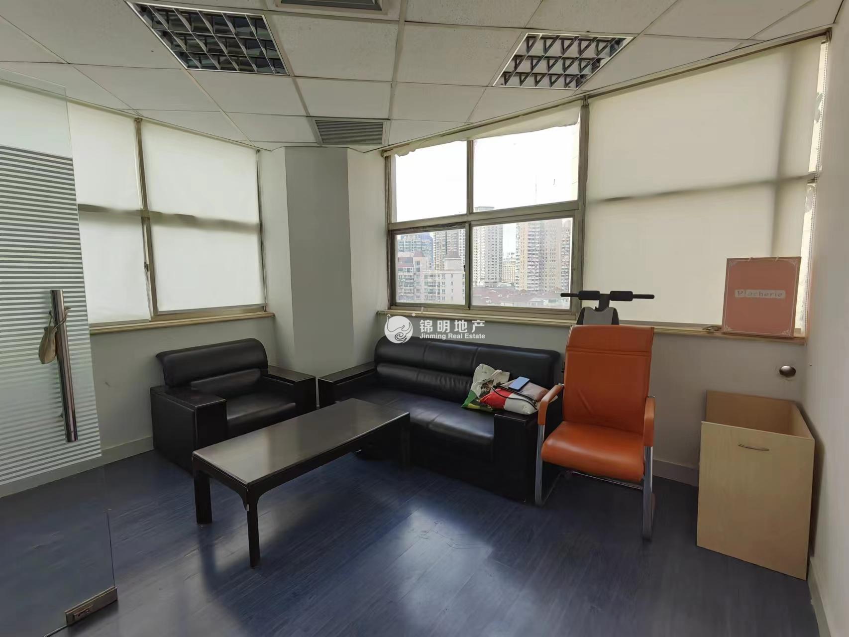 曹杨绿洲广场120平米写字楼出租