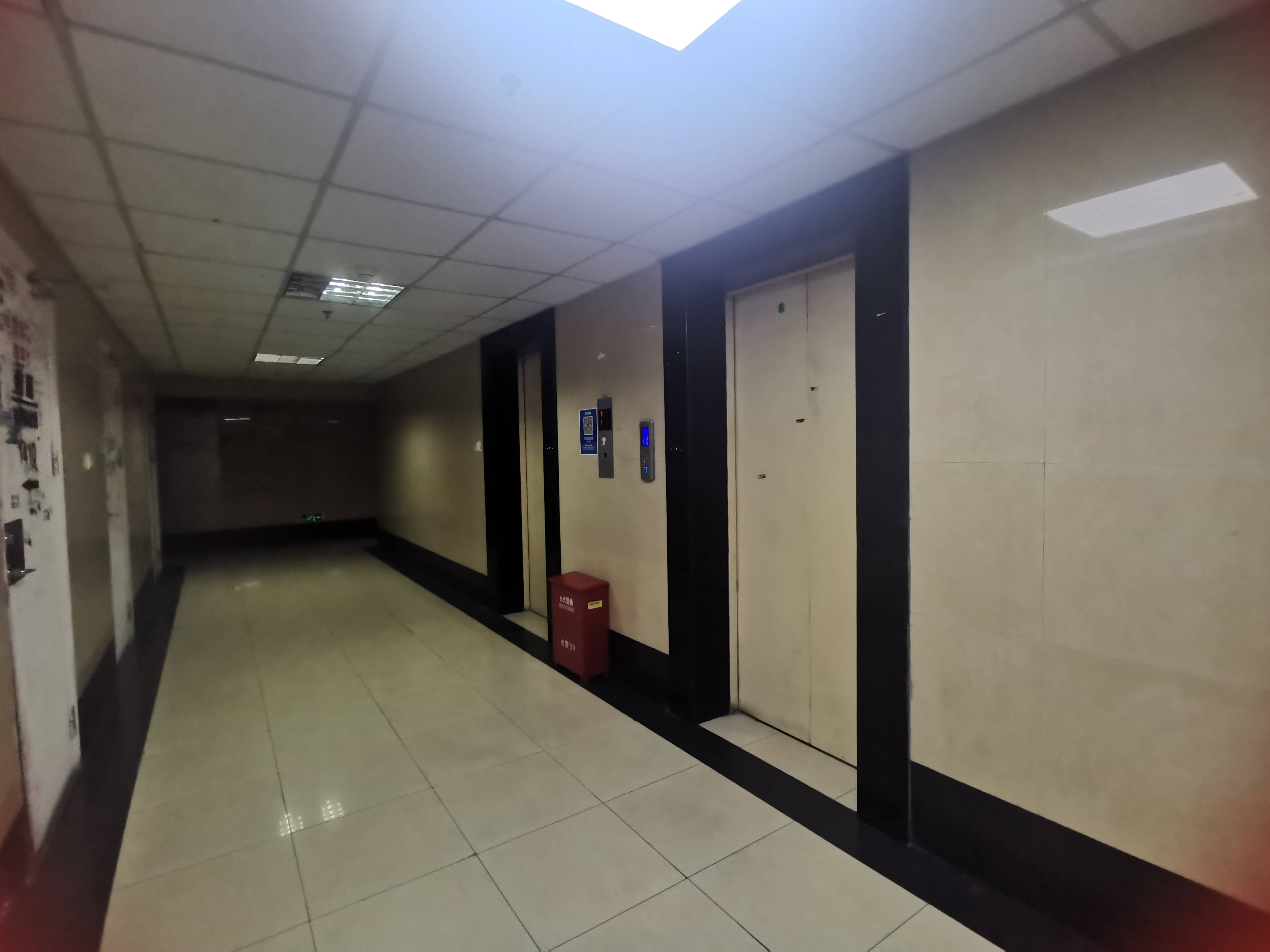 曹杨绿洲广场120平米写字楼出租