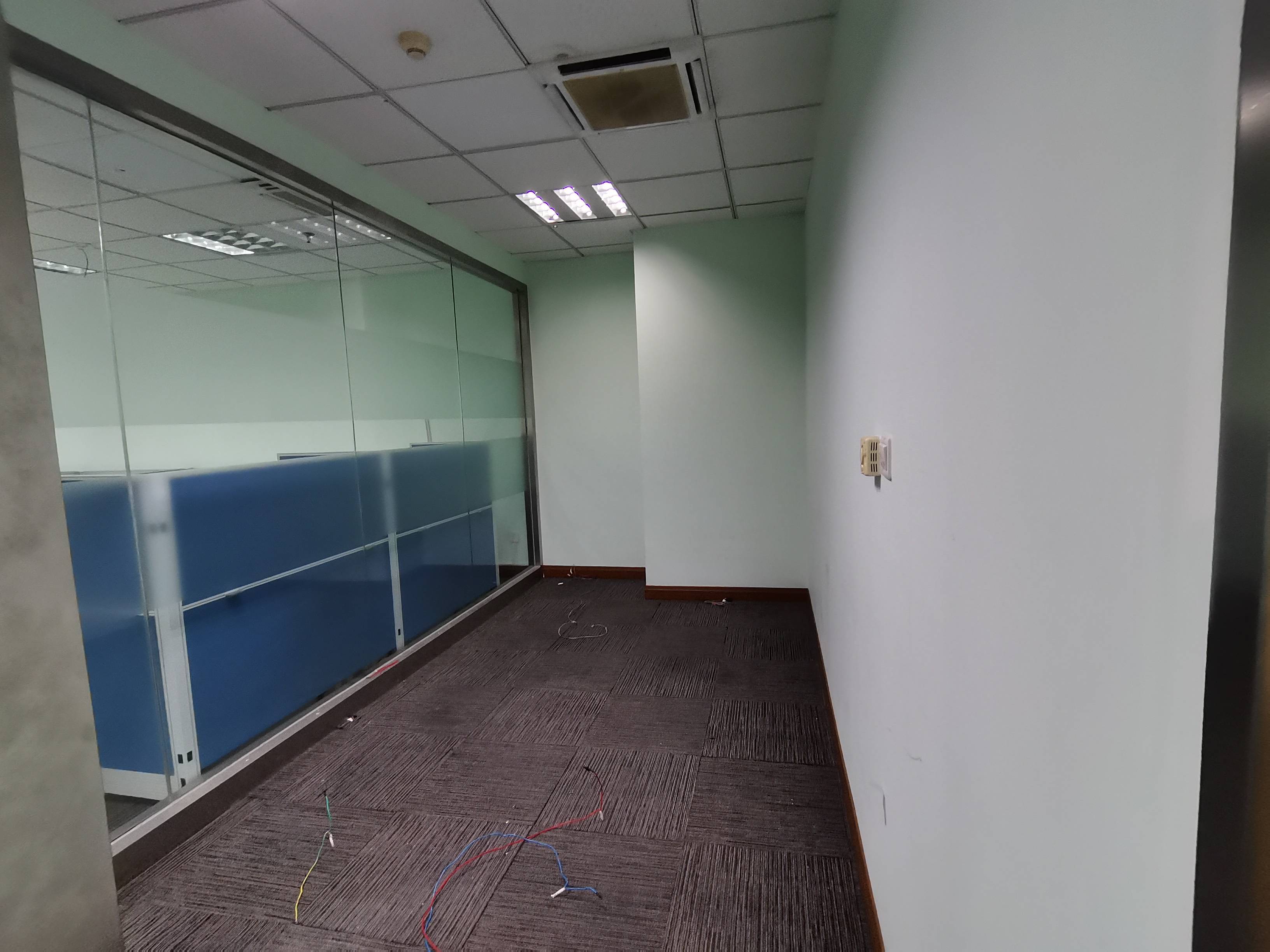 徐家汇均瑶国际广场356平米写字楼出租