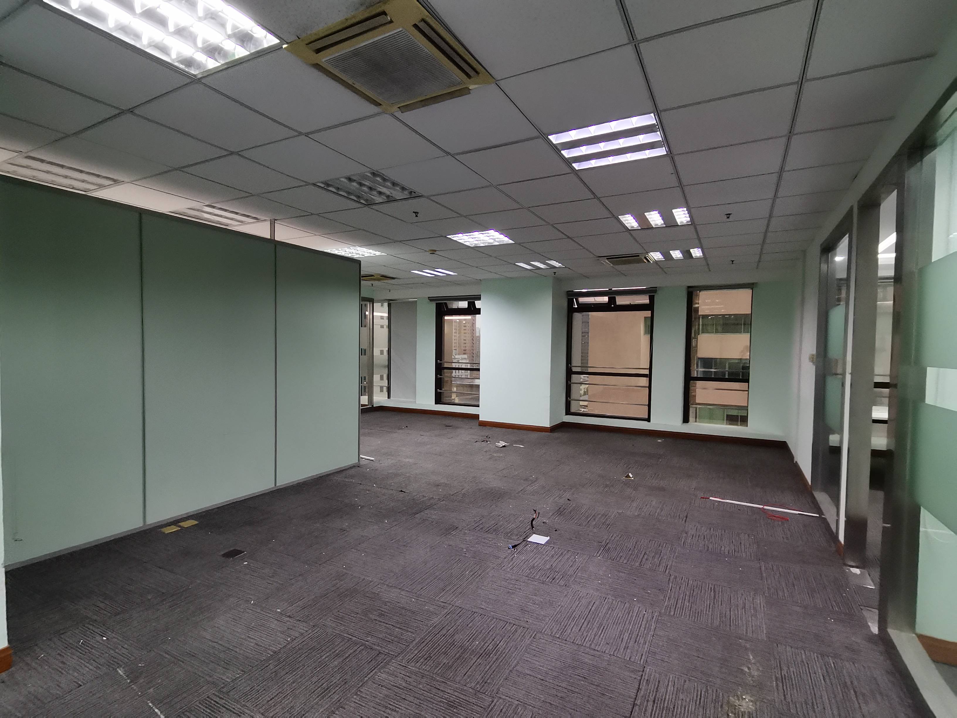 徐家汇均瑶国际广场356平米写字楼出租