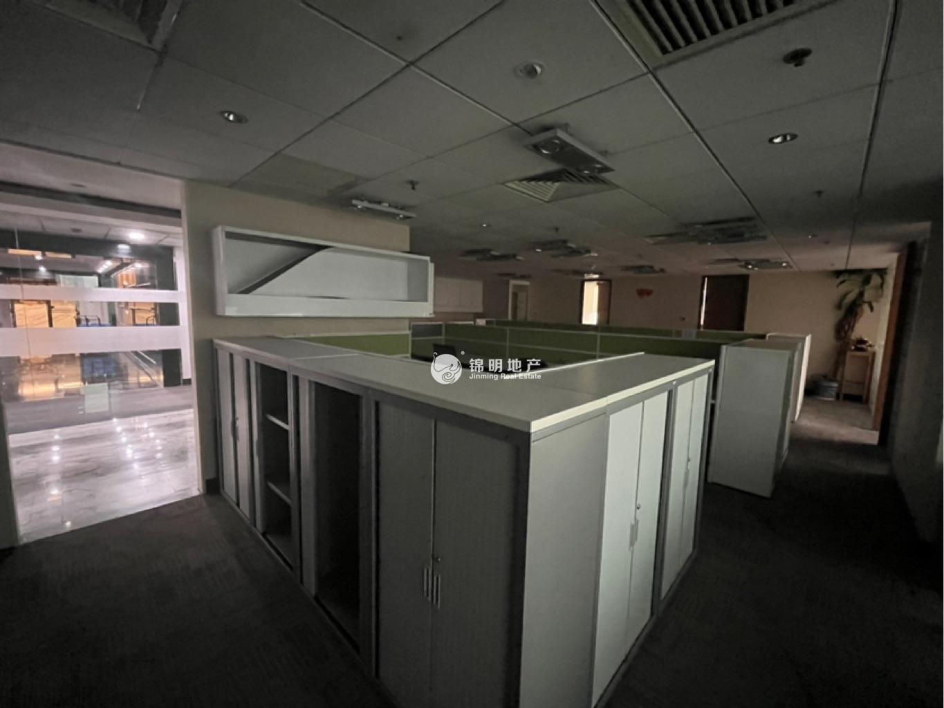 人民广场峻岭广场154平米写字楼出租