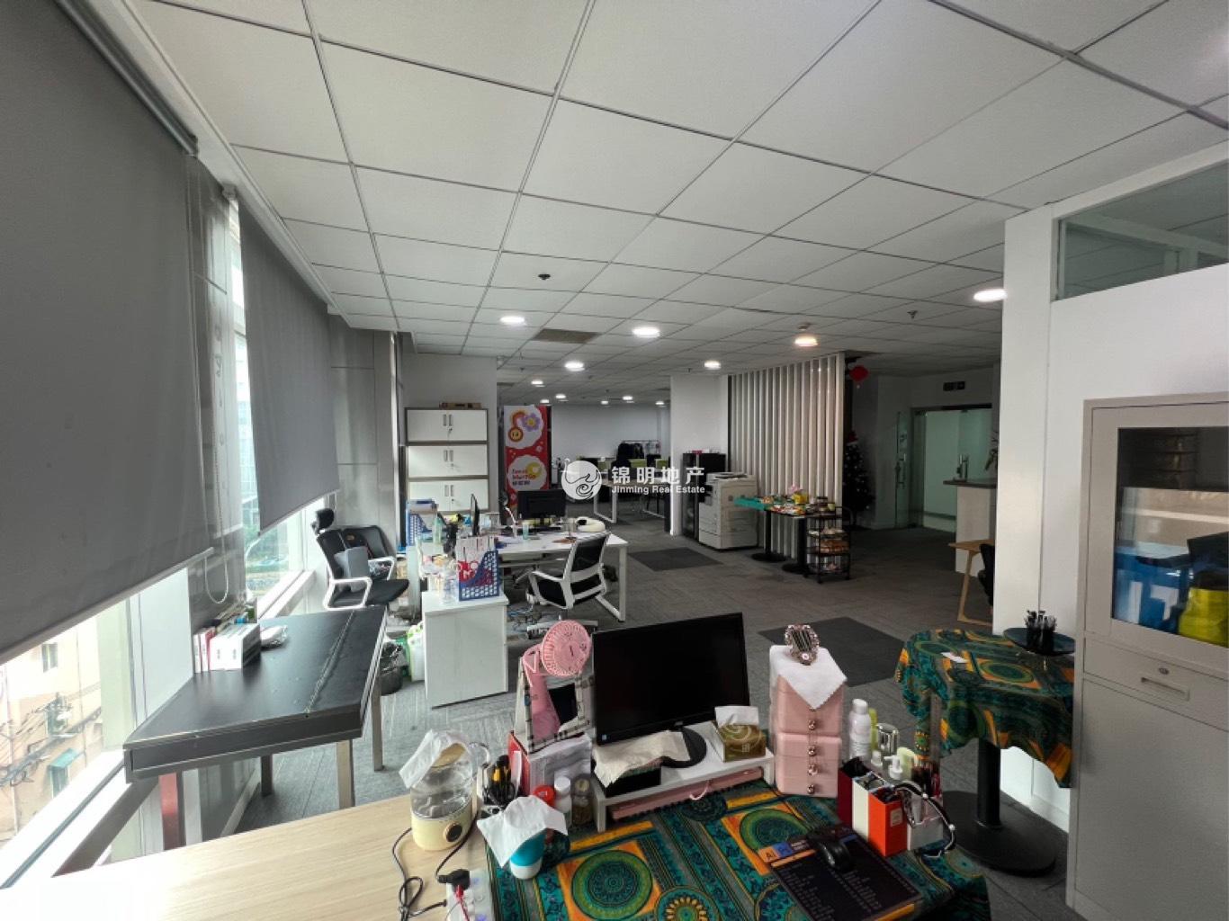 虹桥盛高国际大厦210平米写字楼出租