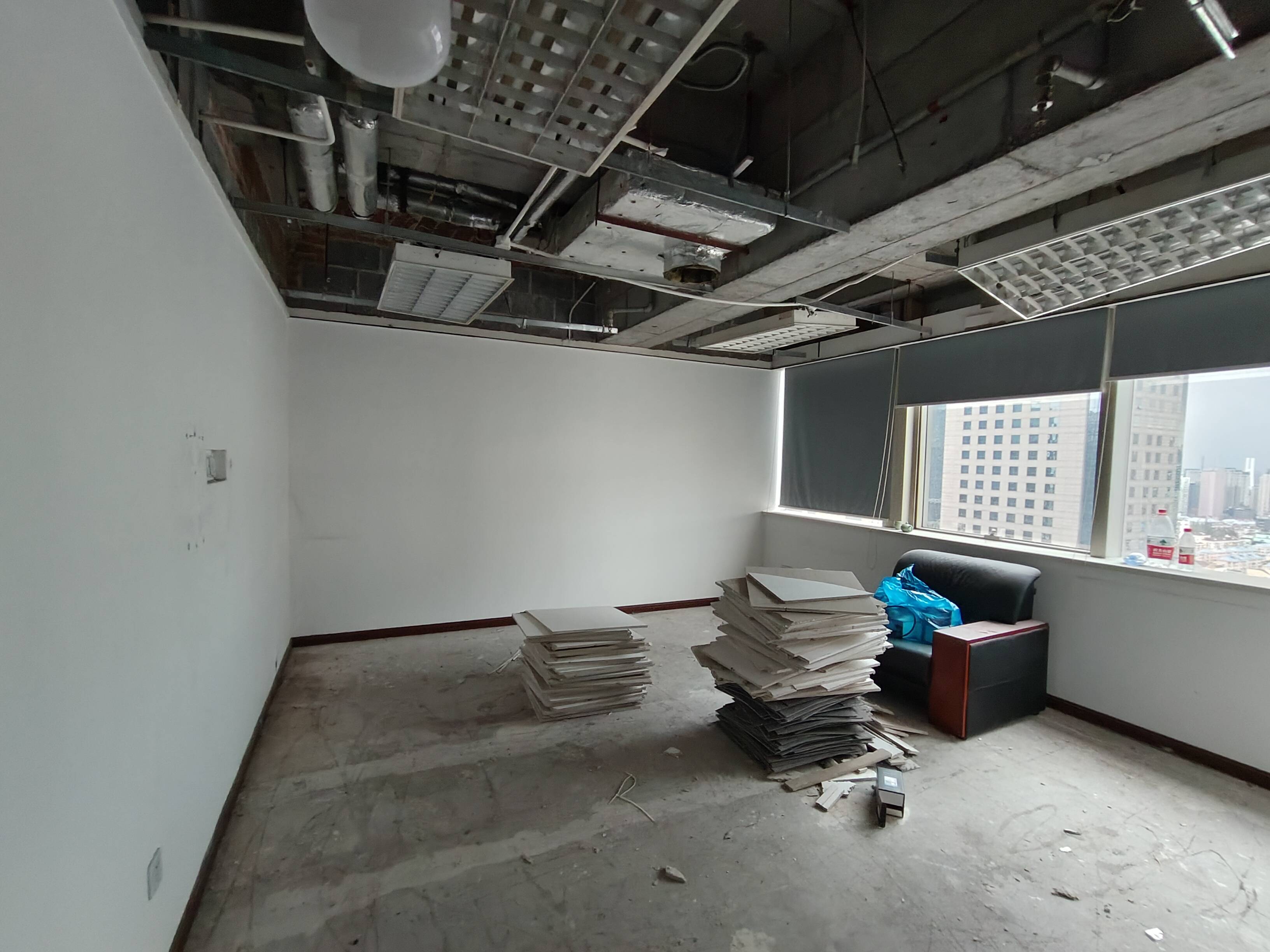 潍坊东方国际科技大厦209平米写字楼出租