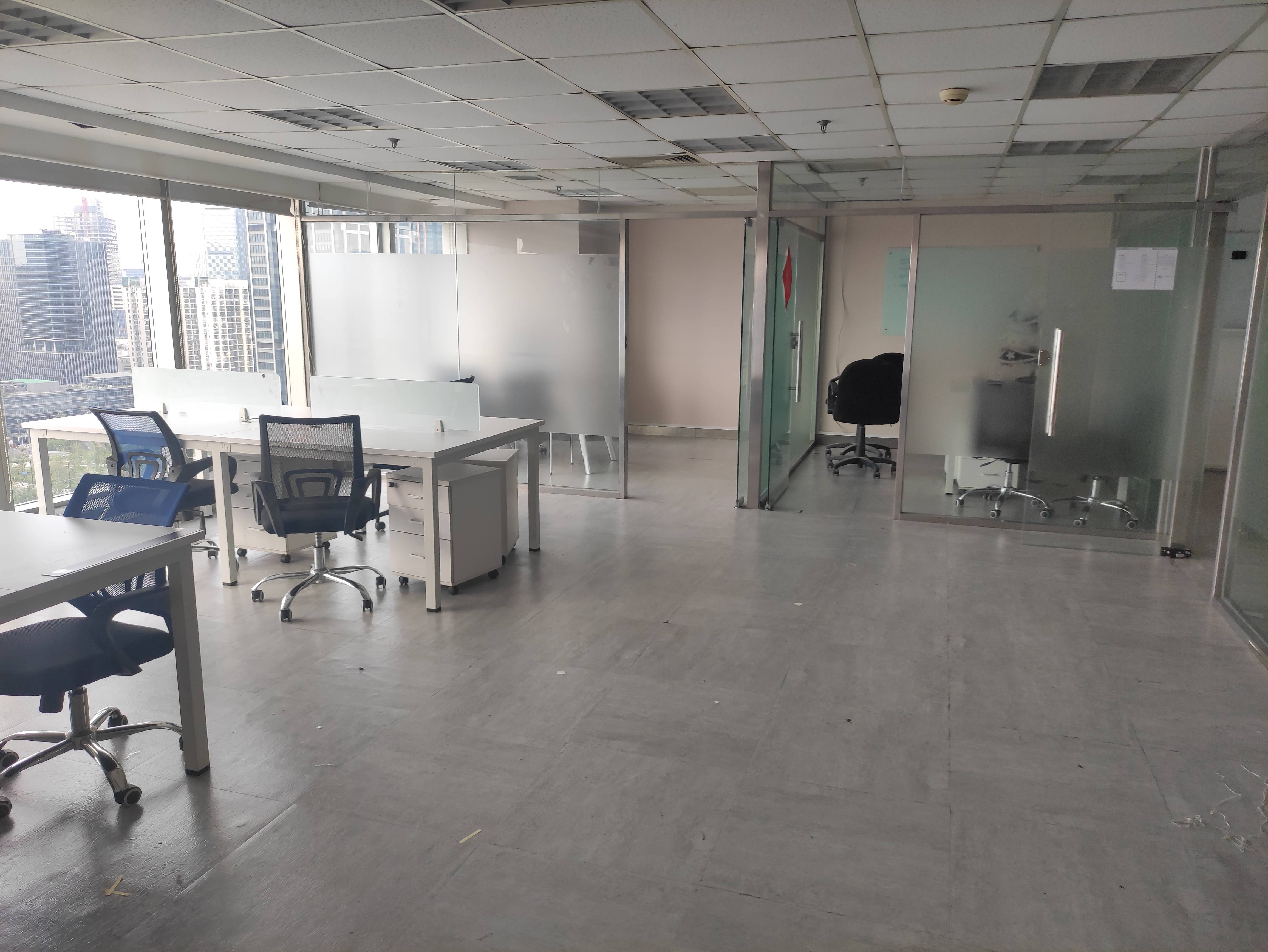 人民广场科技京城大厦126平米写字楼出租