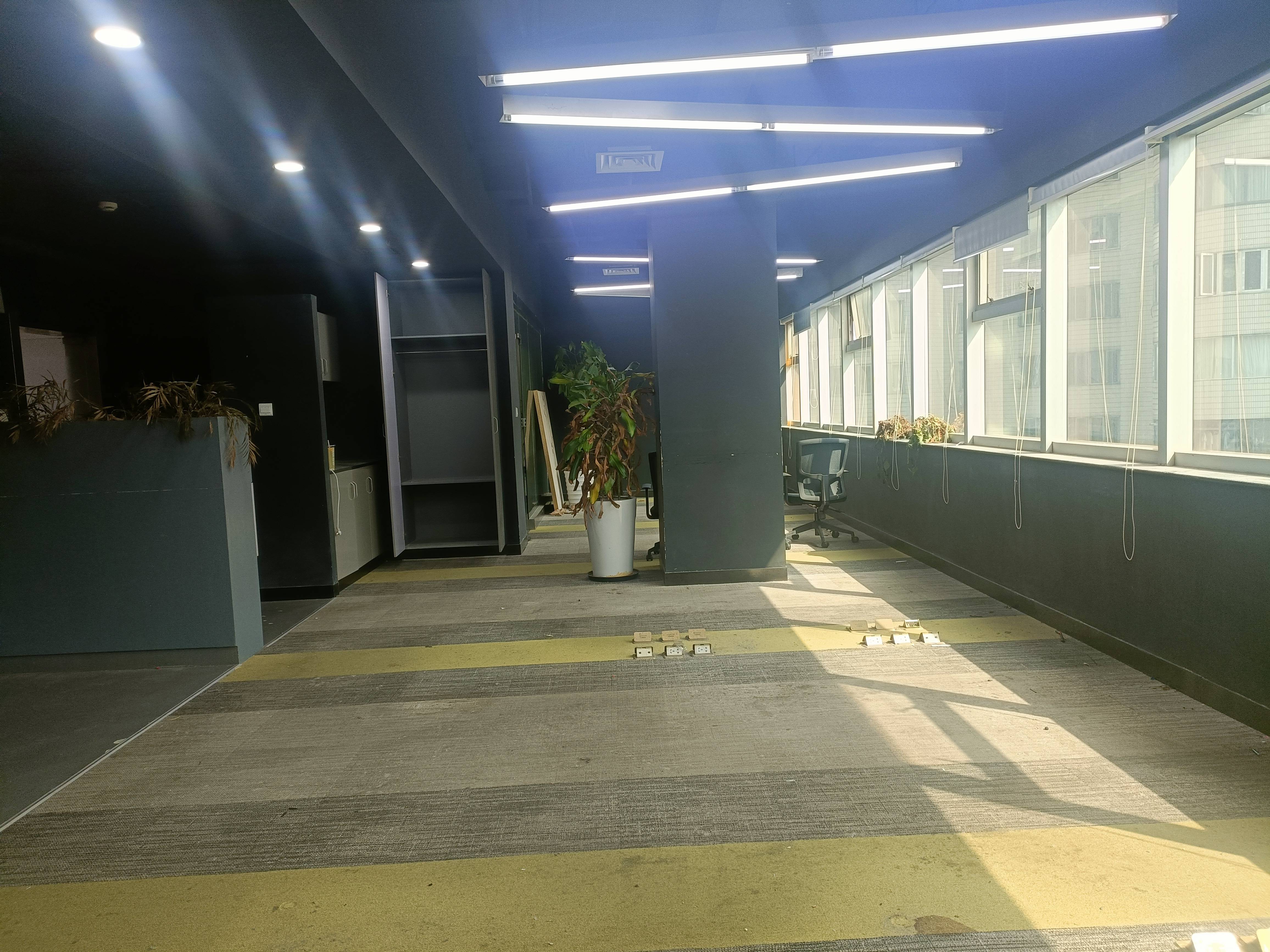 打浦桥海丽大厦146平米写字楼出租