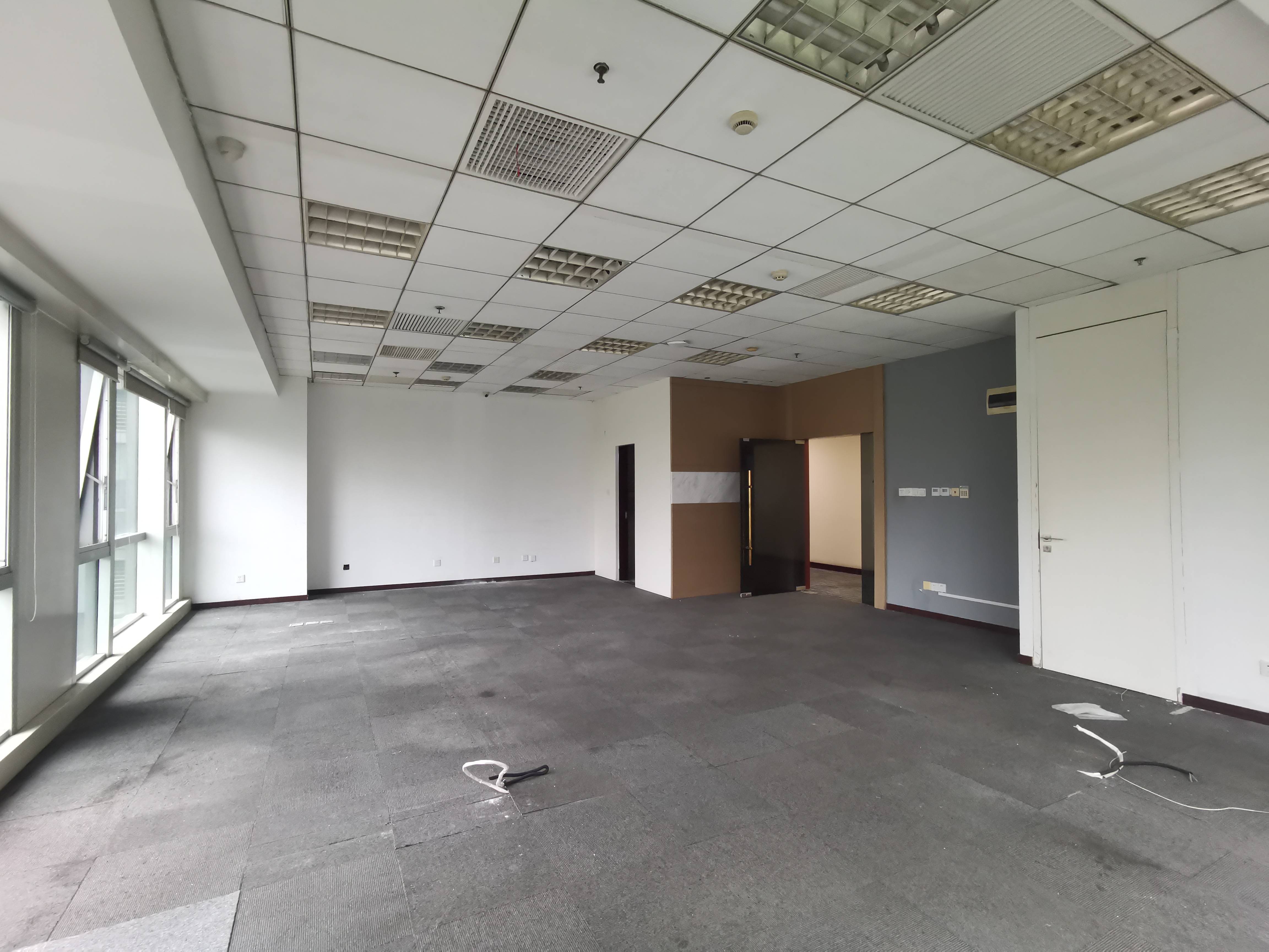 长寿路财富时代大厦97平米写字楼出租