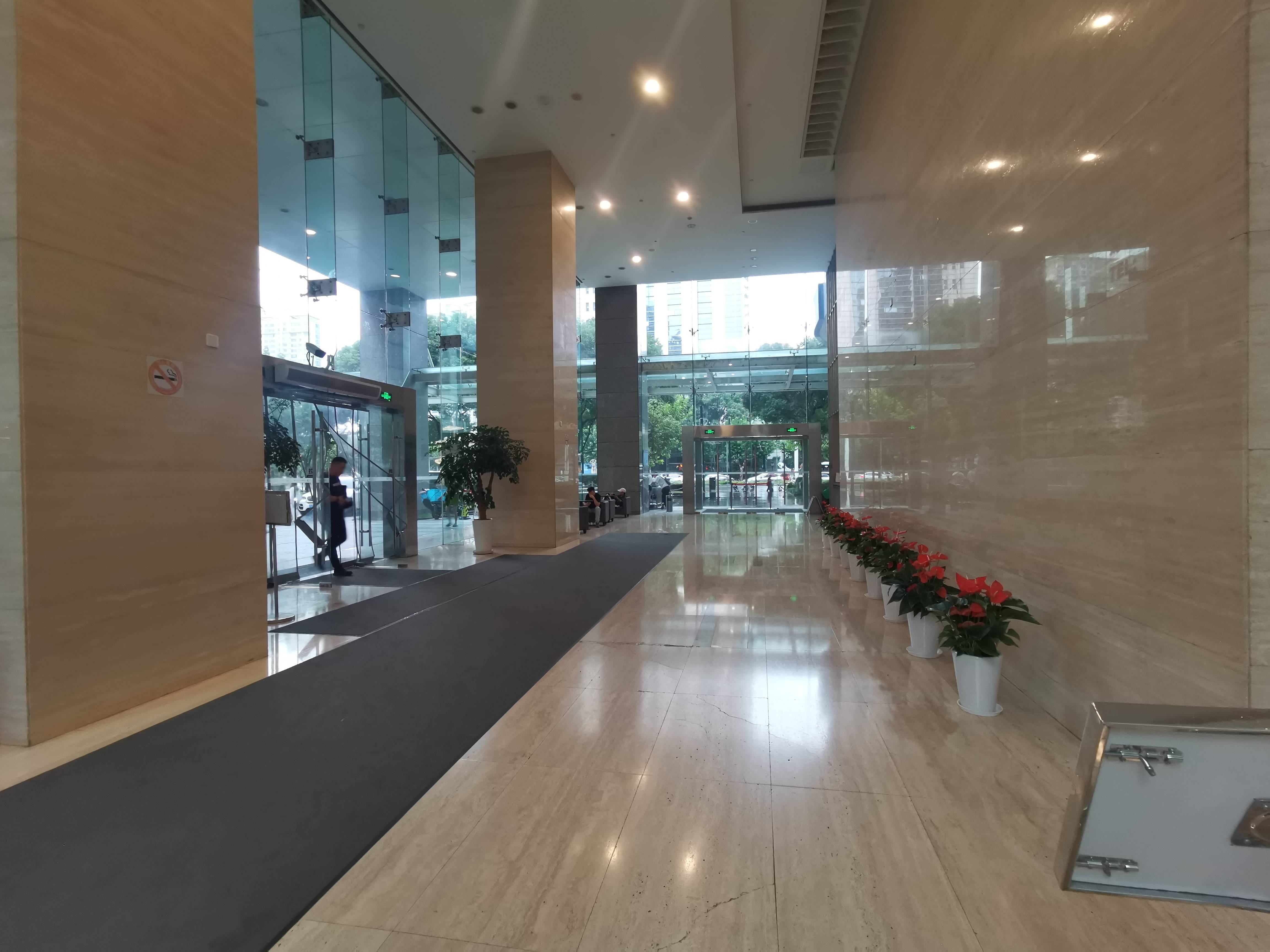 长寿路财富时代大厦97平米写字楼出租