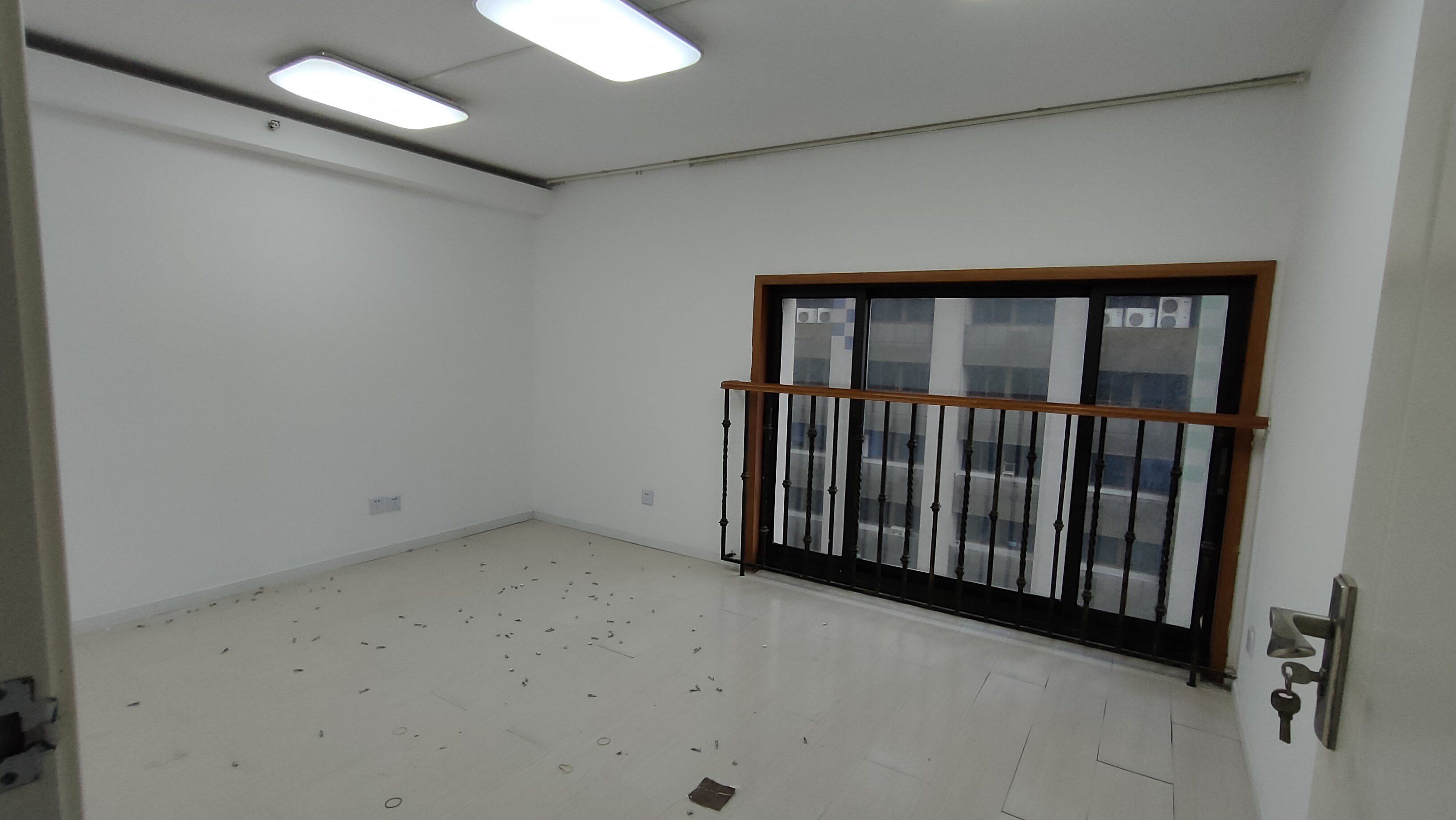 长寿路圣天地商务楼57平米写字楼出租