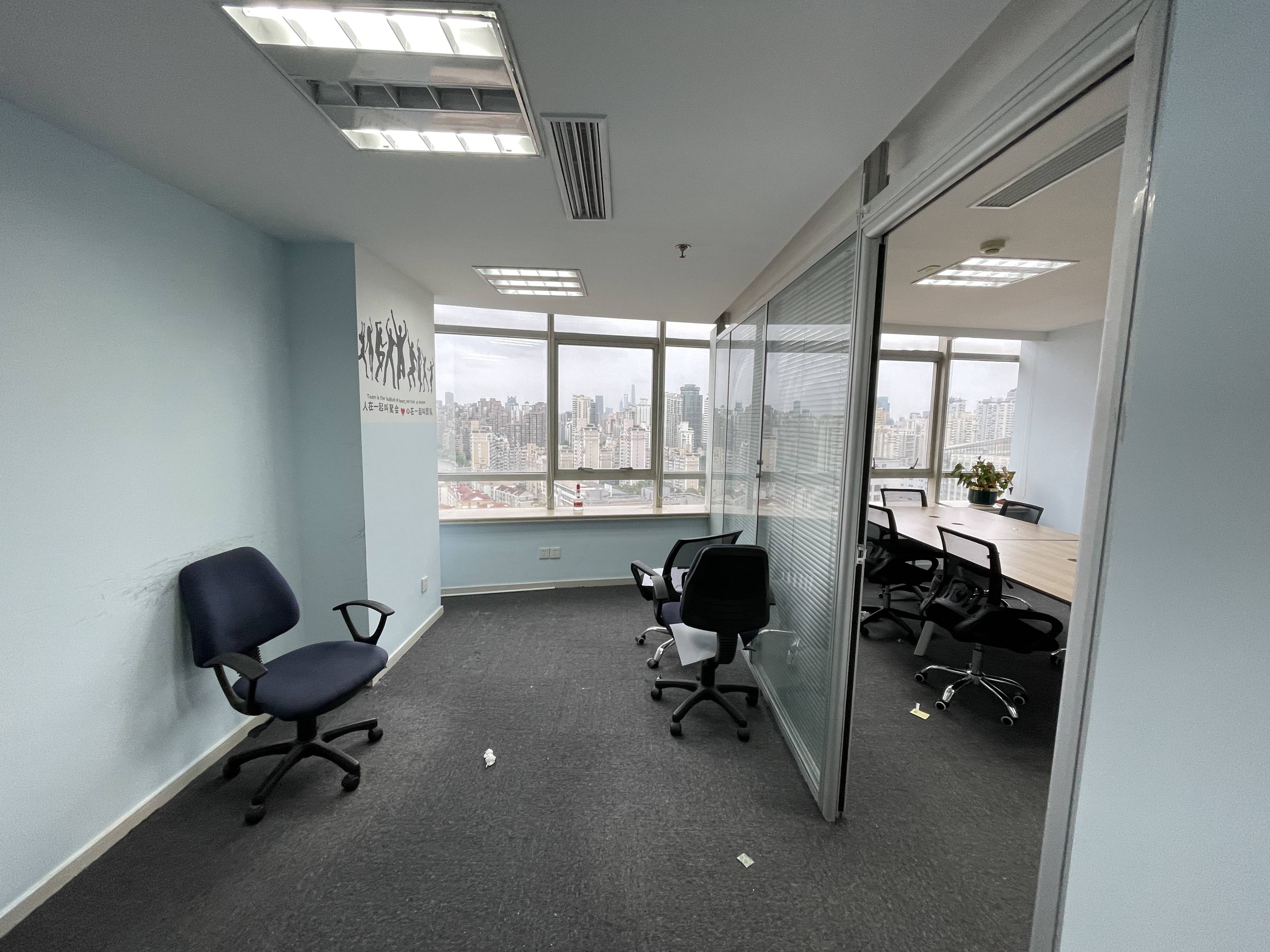 曹杨绿地科创大厦89平米写字楼出租