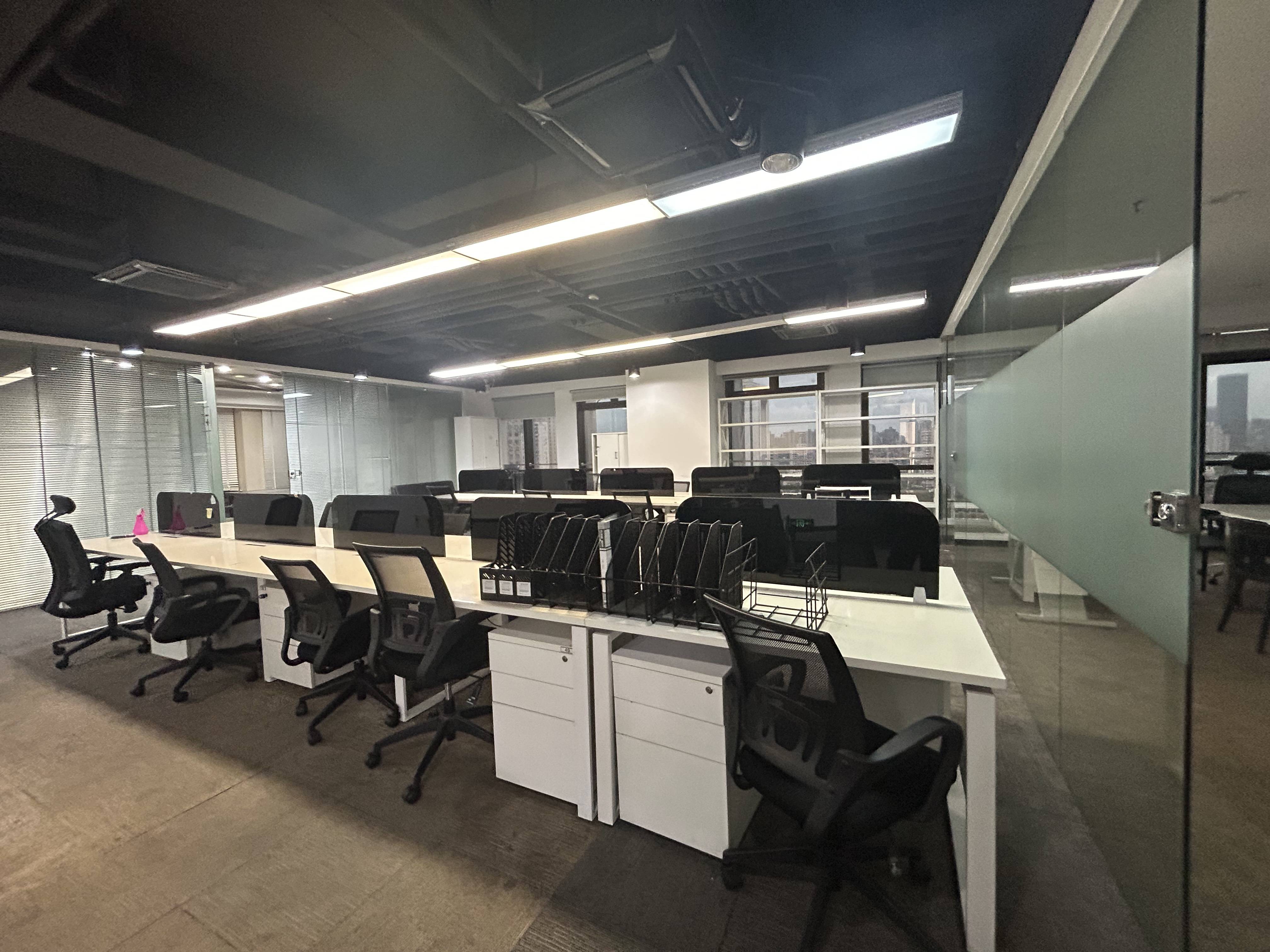 徐家汇均瑶国际广场355平米写字楼出租