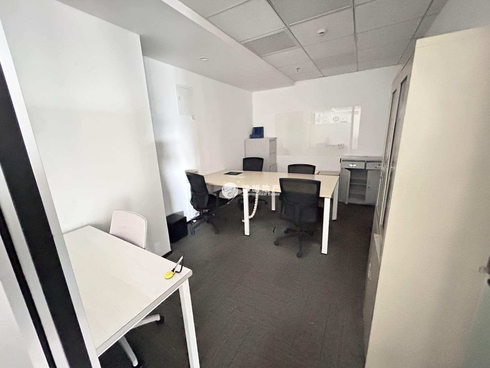 龙华绿地汇中心198平米写字楼出租