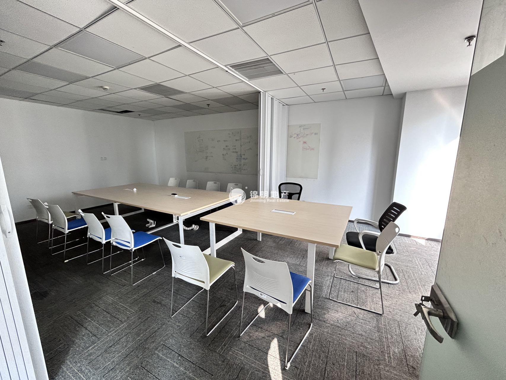 龙华绿地汇中心198平米写字楼出租