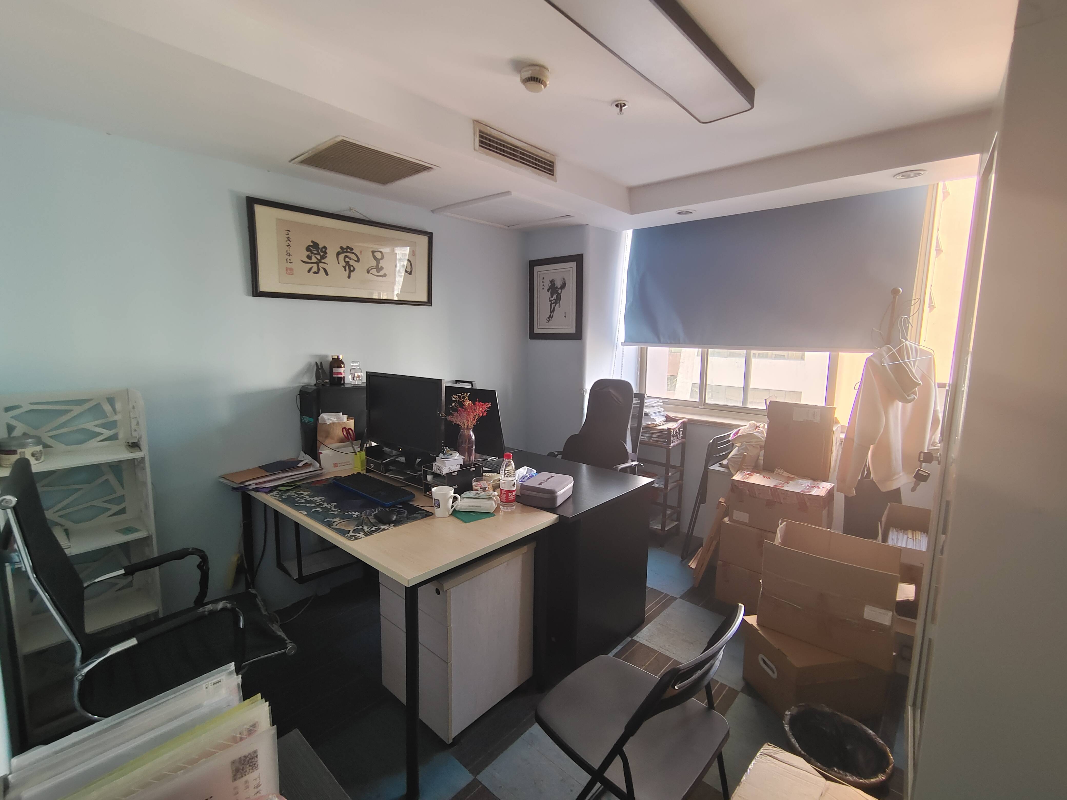 老西门万事利大厦105平米写字楼出租