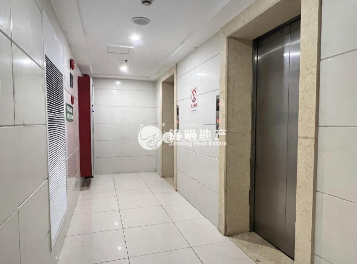 老西门万事利大厦101平米写字楼出租