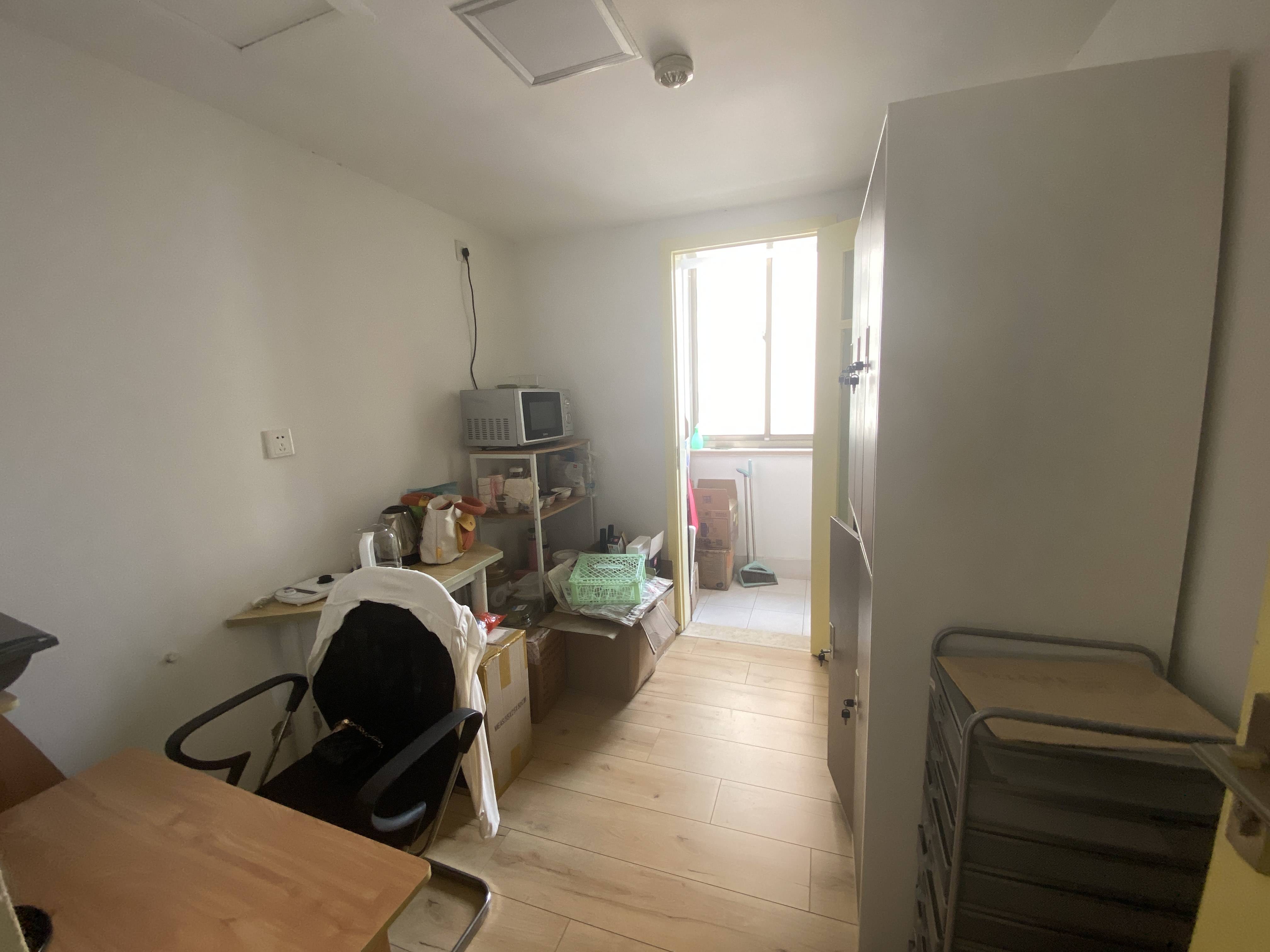 老西门万事利大厦101平米写字楼出租