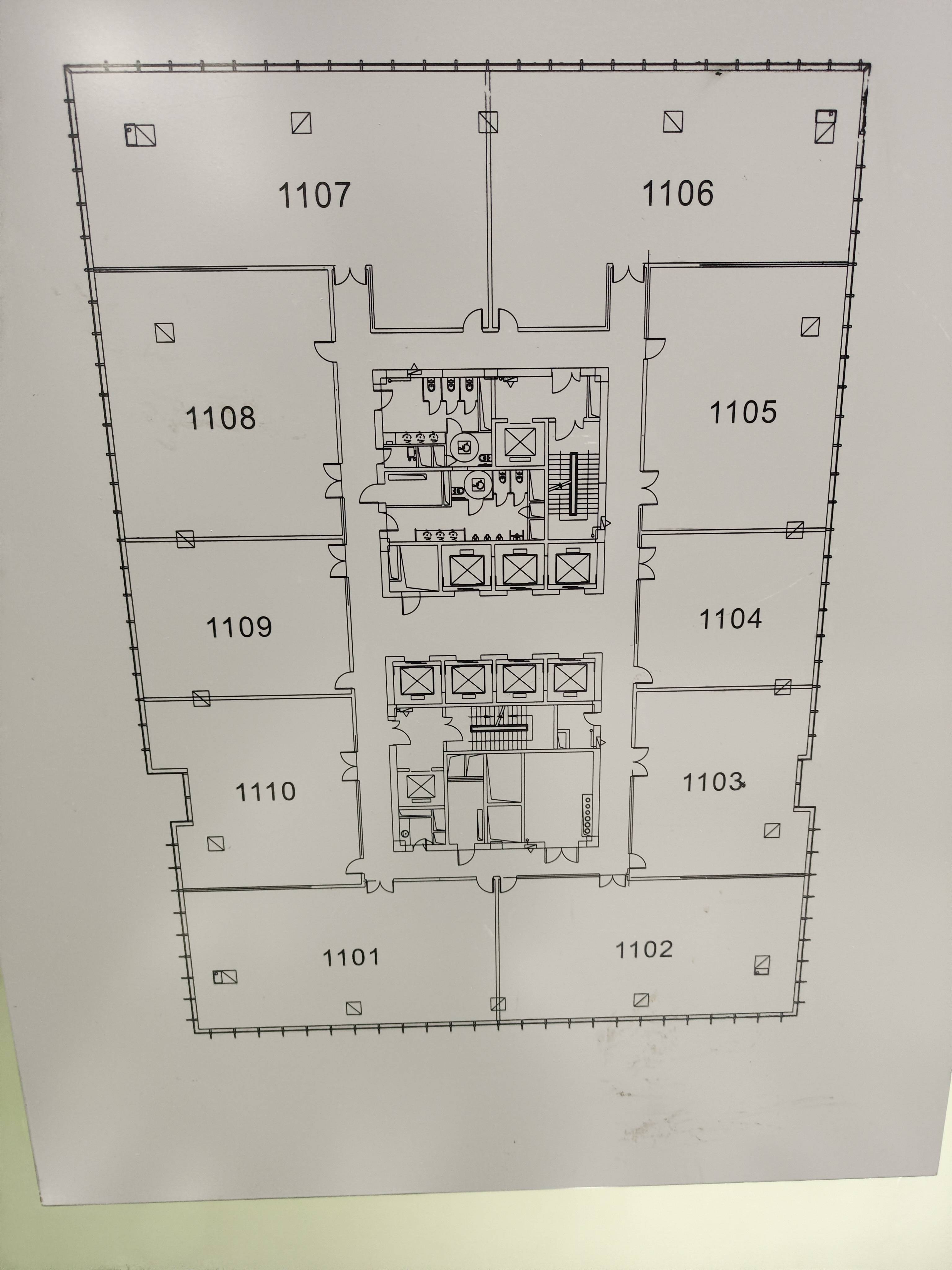 龙华上海绿地中心一期151平米写字楼出租