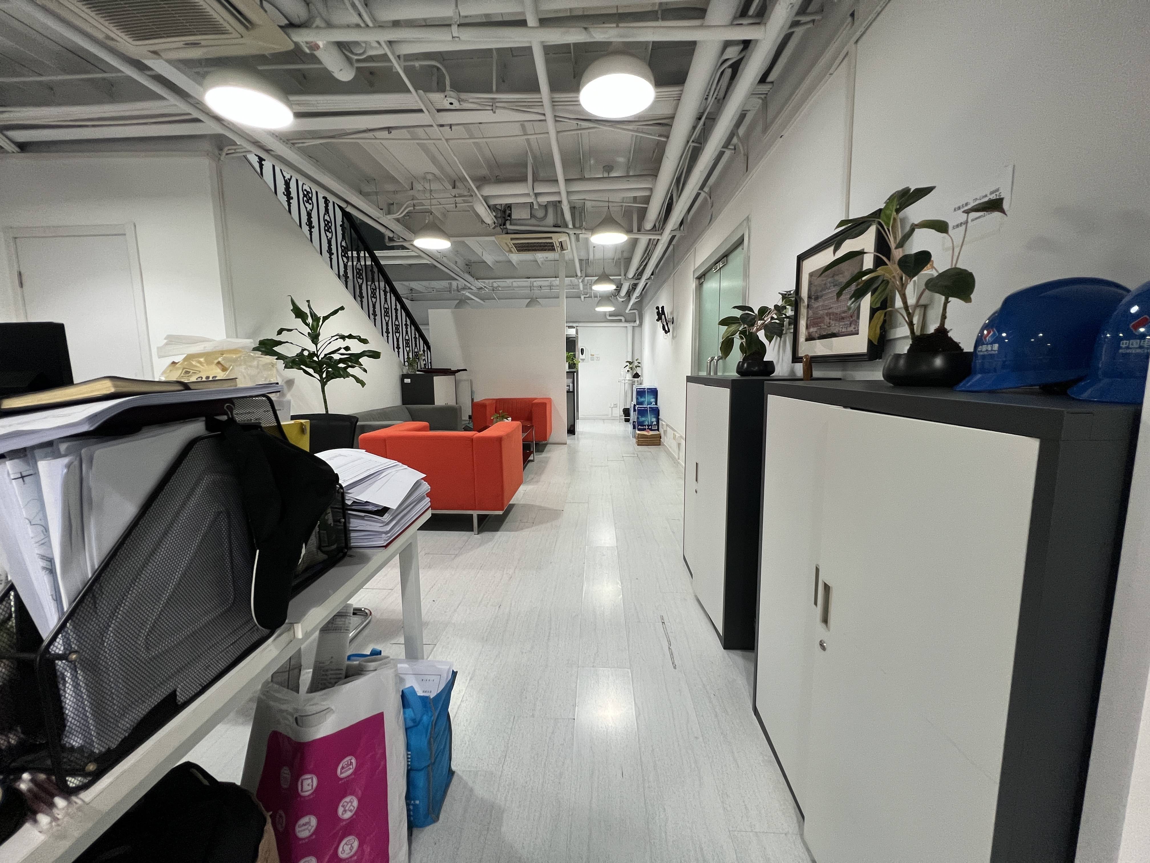 打浦桥建国大厦（公馆）111平米写字楼出租