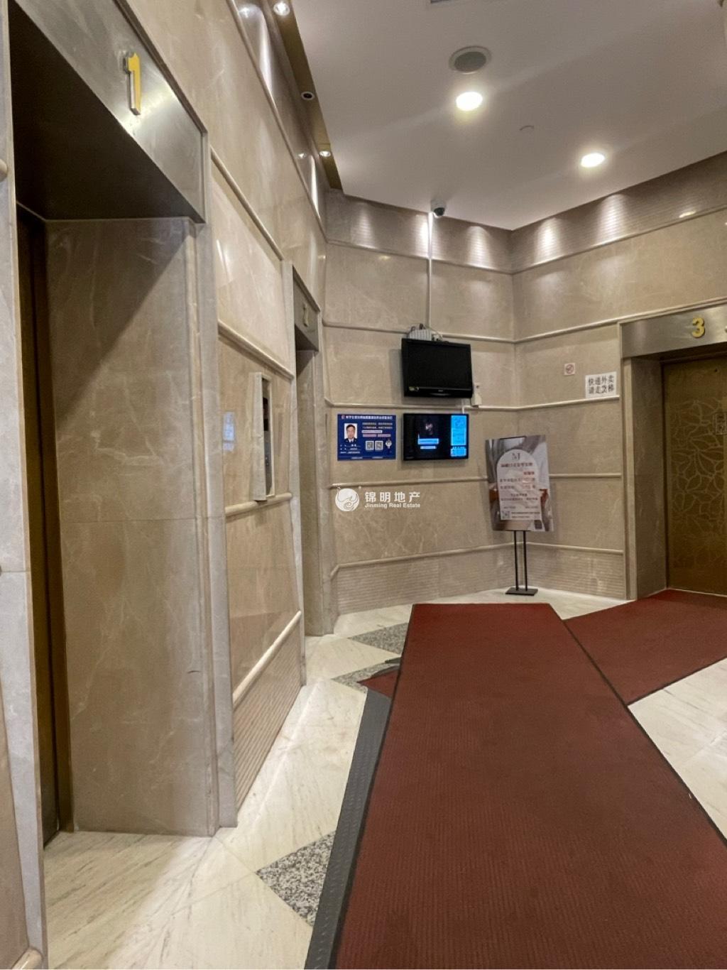 虹桥现代广场94平米写字楼出租