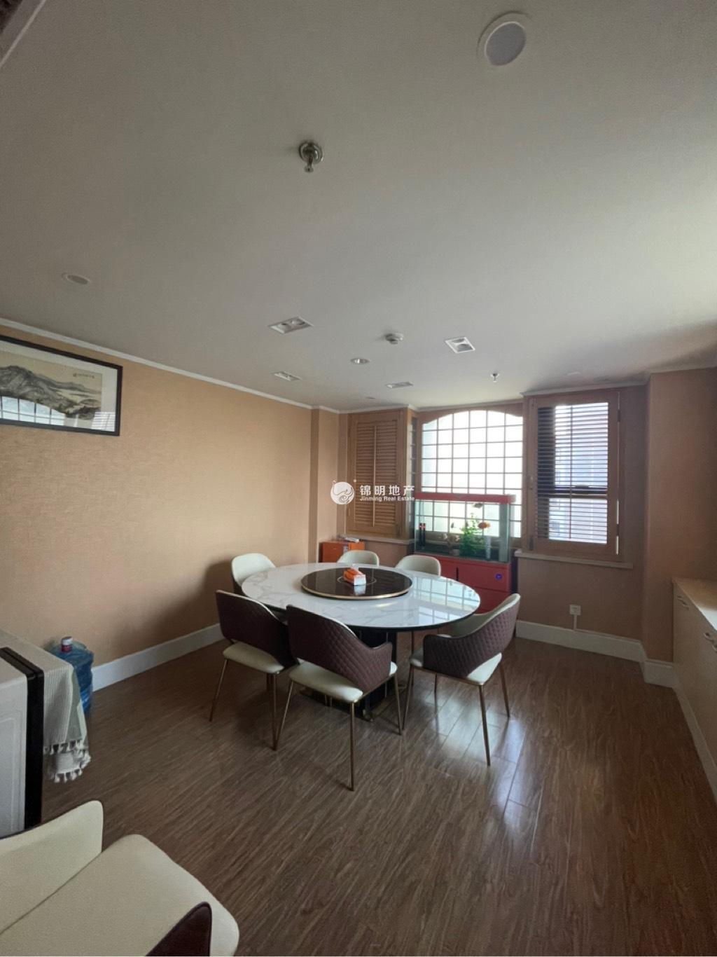 虹桥现代广场94平米写字楼出租