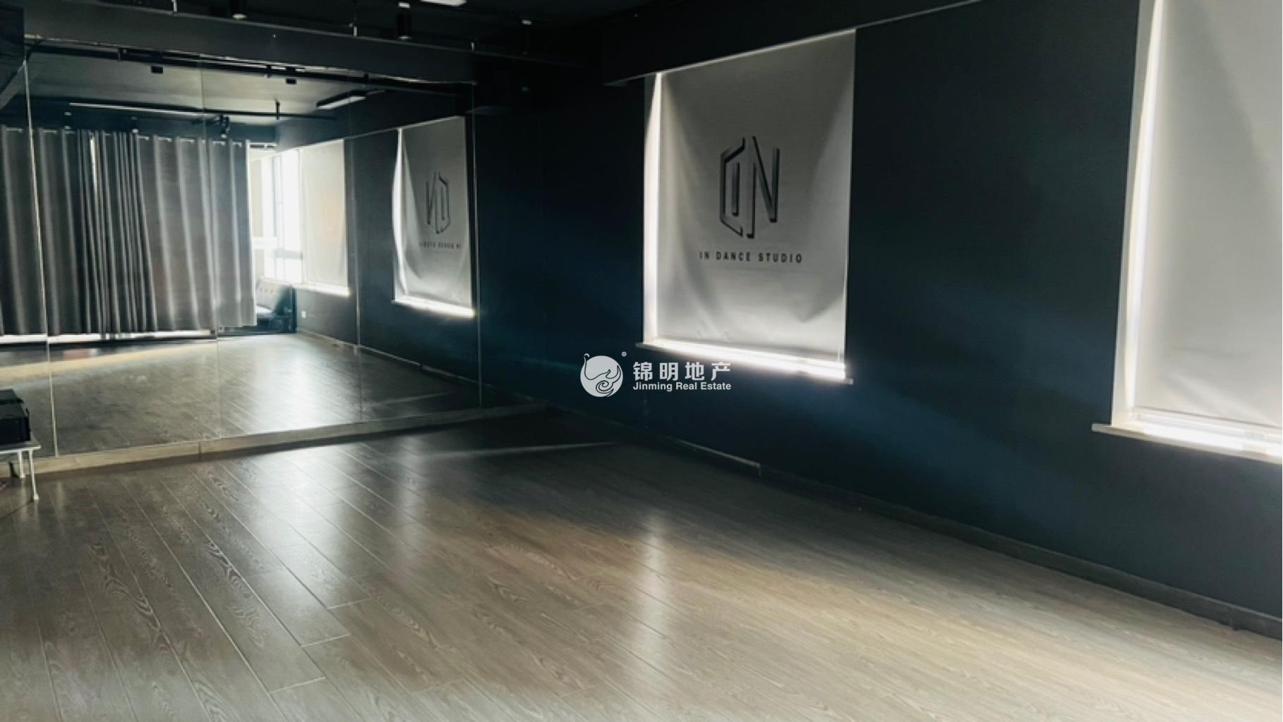 不夜城中房华东大厦92平米写字楼出租