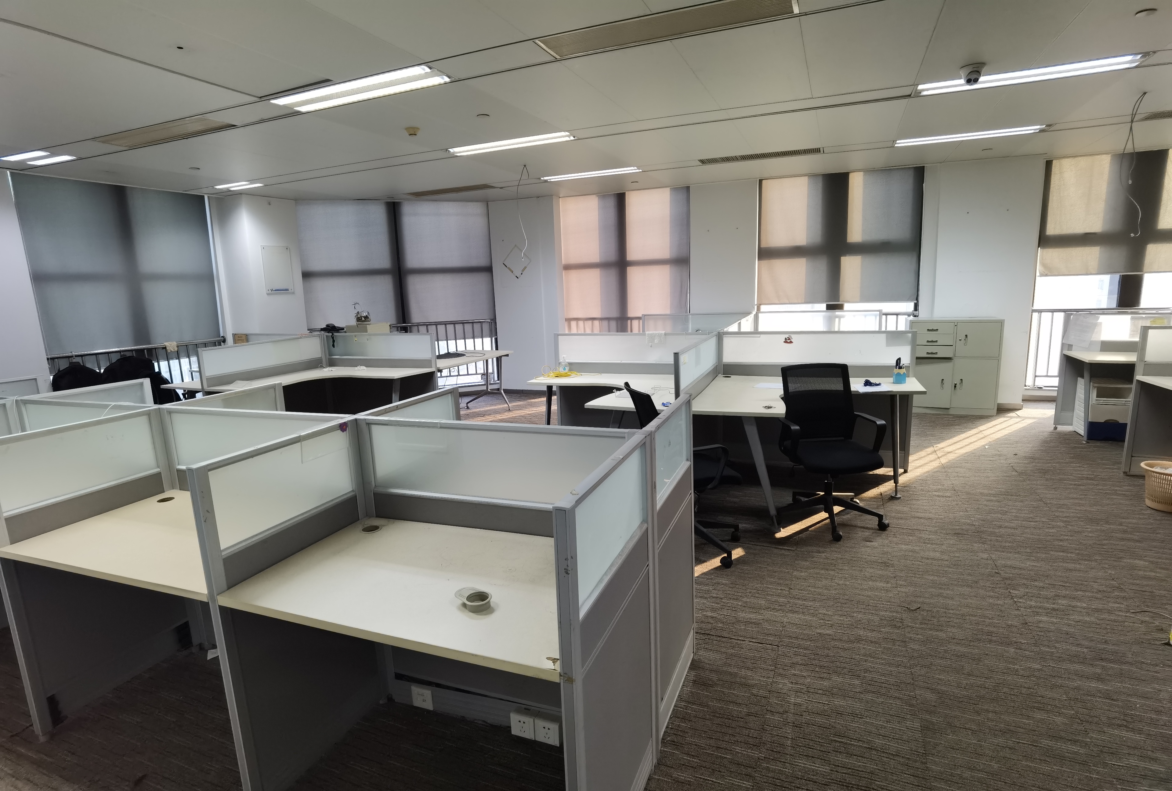 四川北路嘉杰国际广场217平米写字楼出租