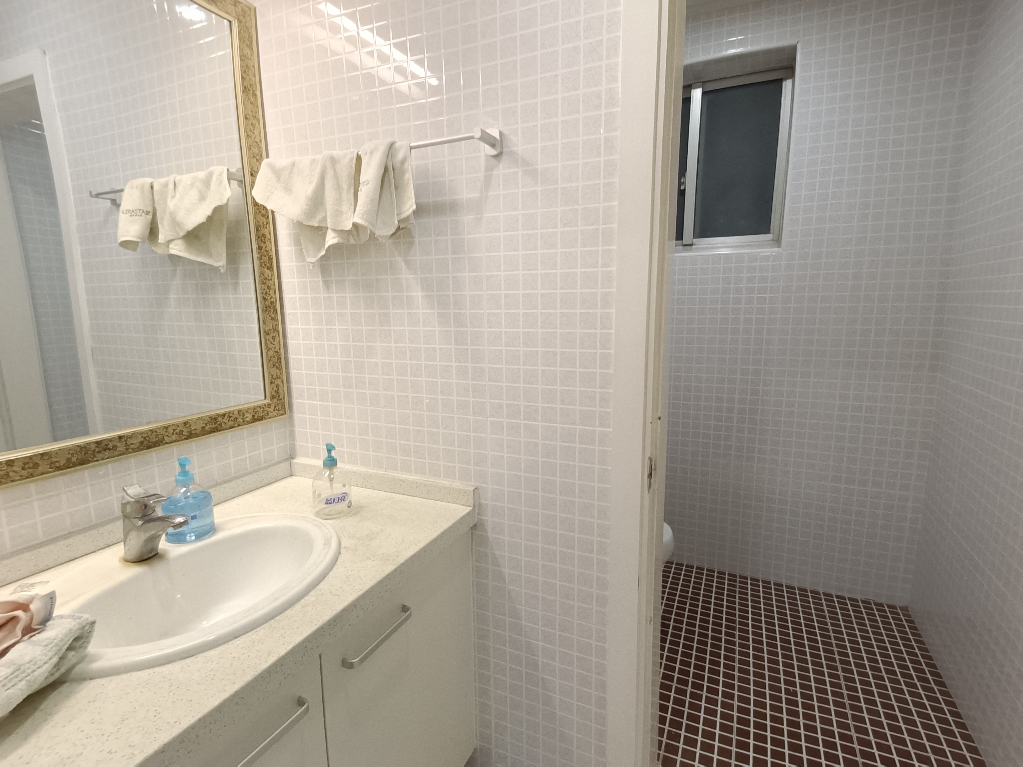 南京西路申银发展大厦145平米写字楼出租