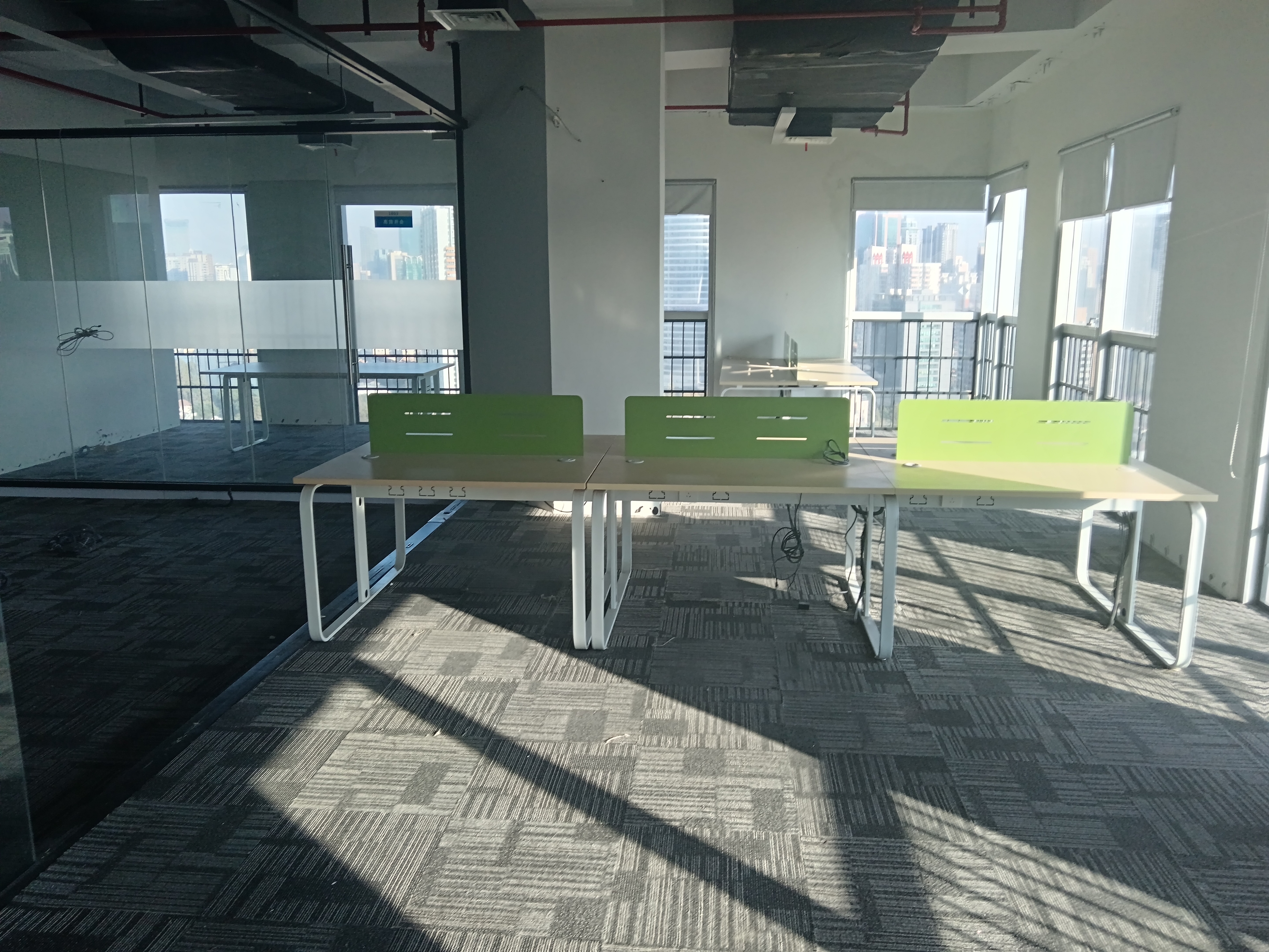 中山公园绿地商务大厦128平米写字楼出租